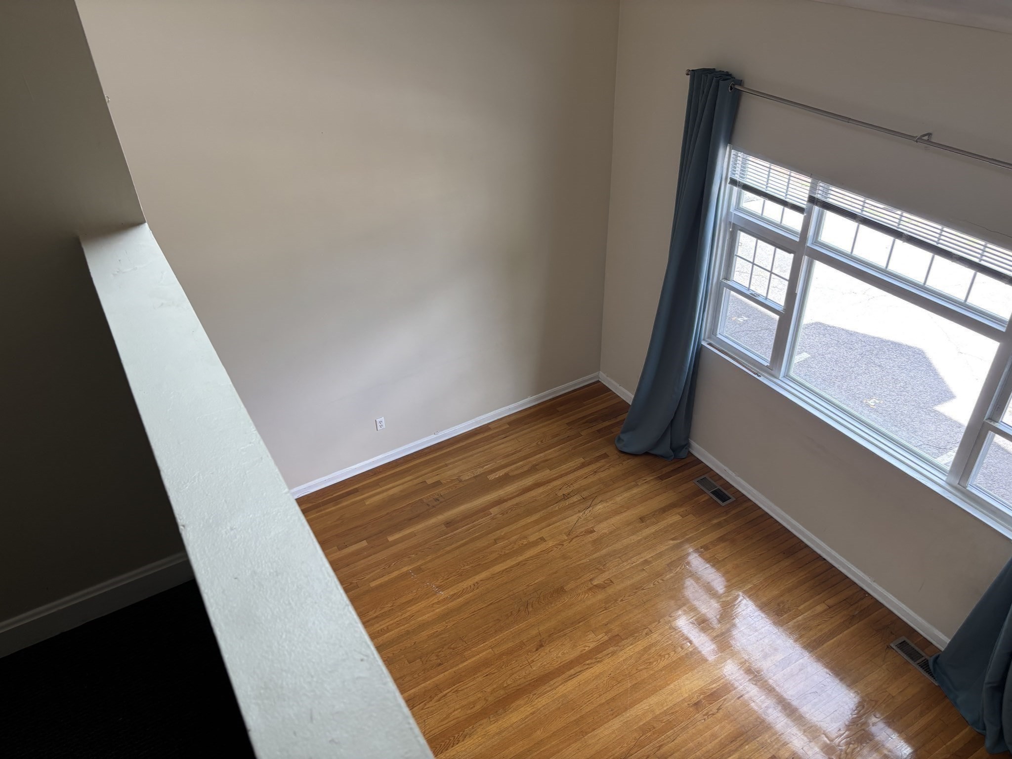 137 Glenville Ave # 37 Property Photo 7