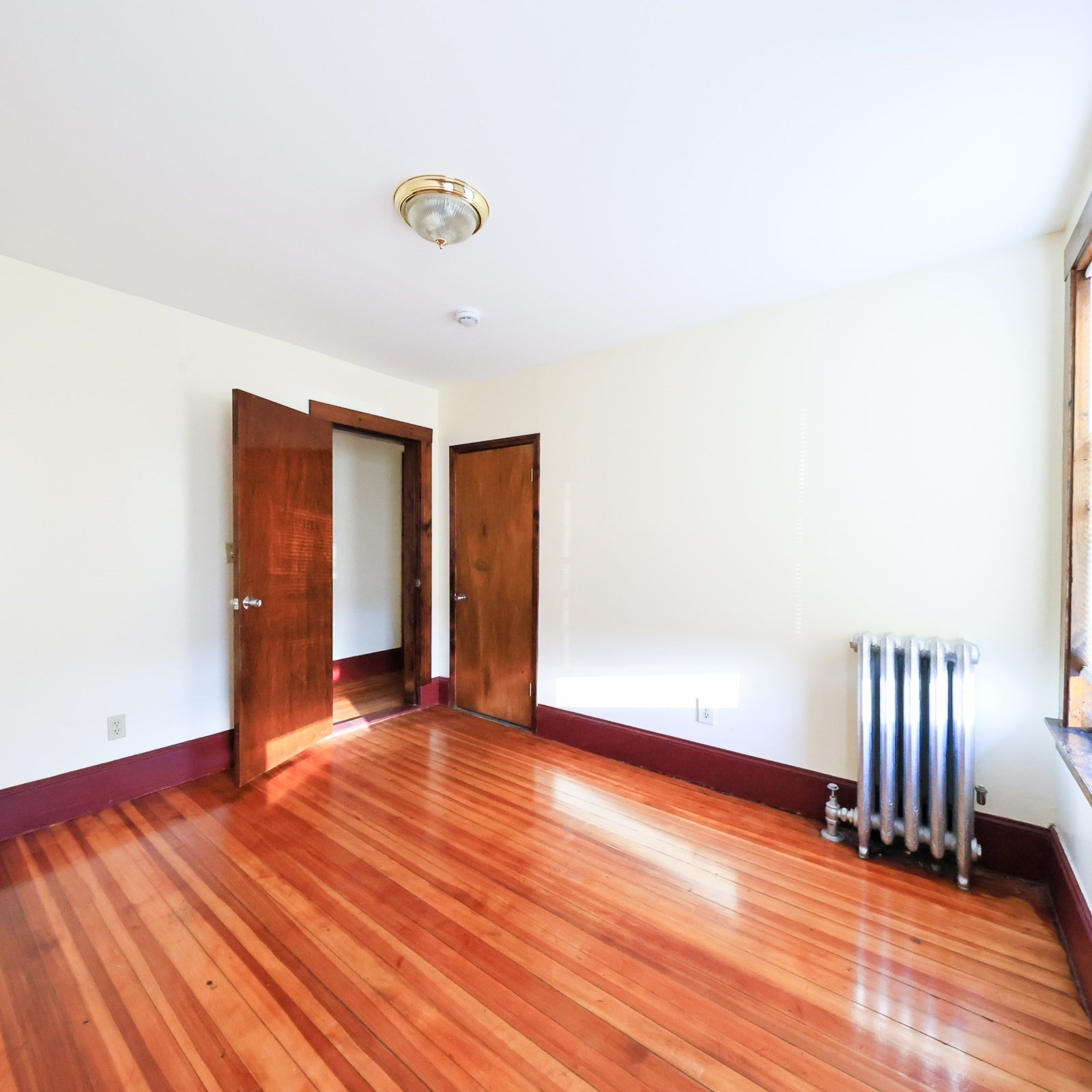 522 Summer St # 3 Property Photo 5