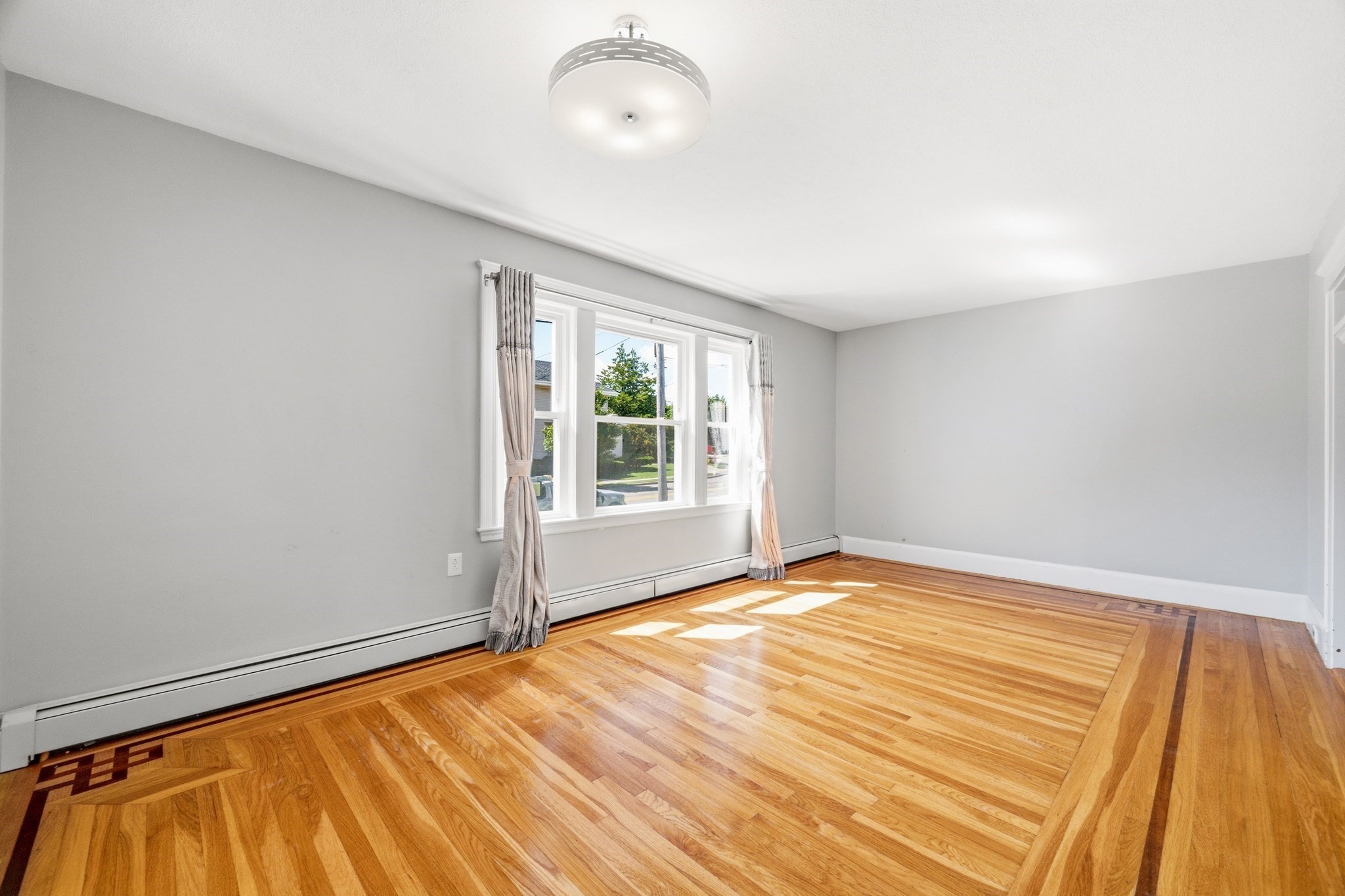 90 Standish Ave Property Photo 7