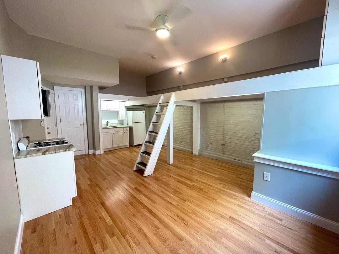 60 North Margin St Property Photo 10
