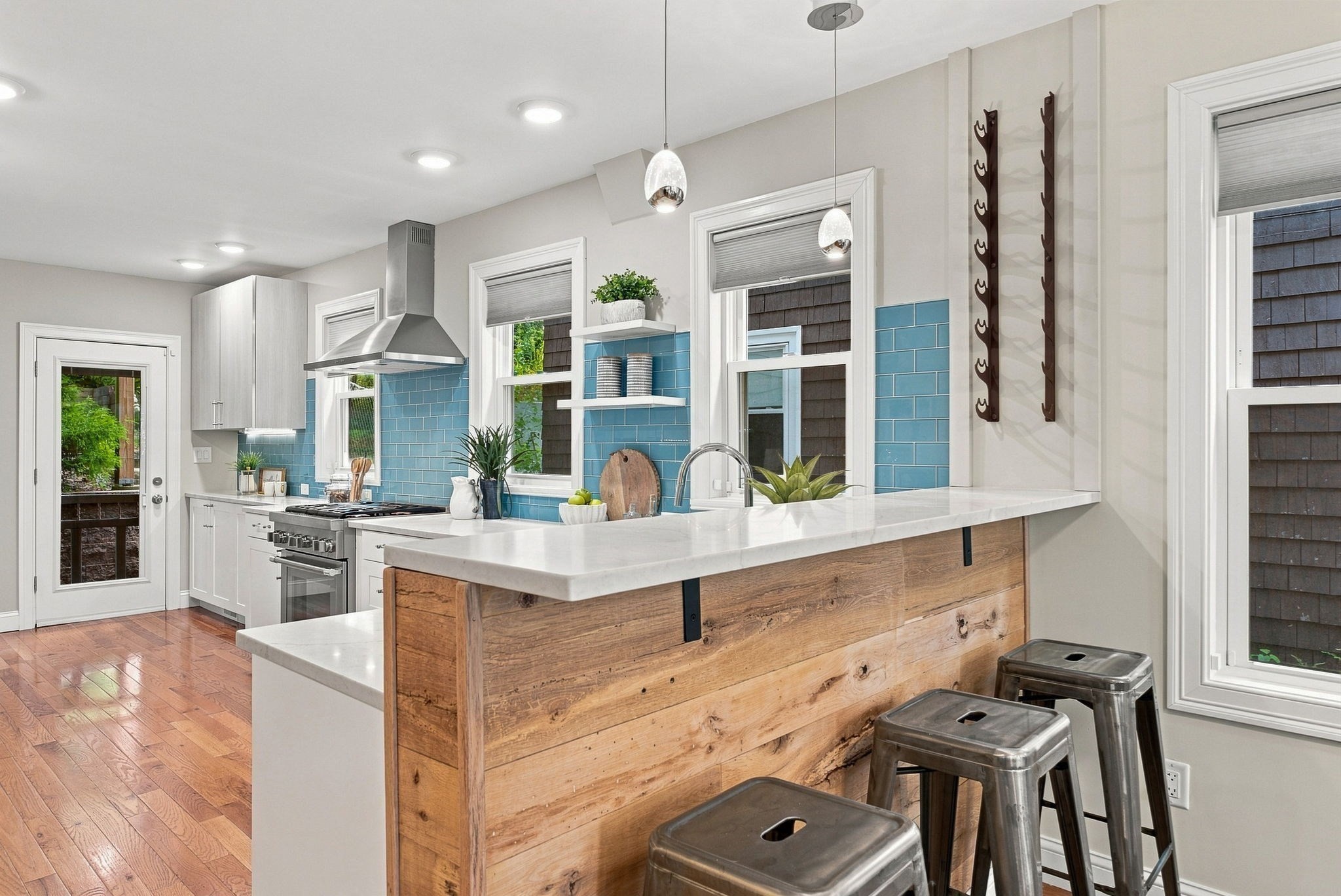 21 Malvern Avenue # 1 Property Photo 8