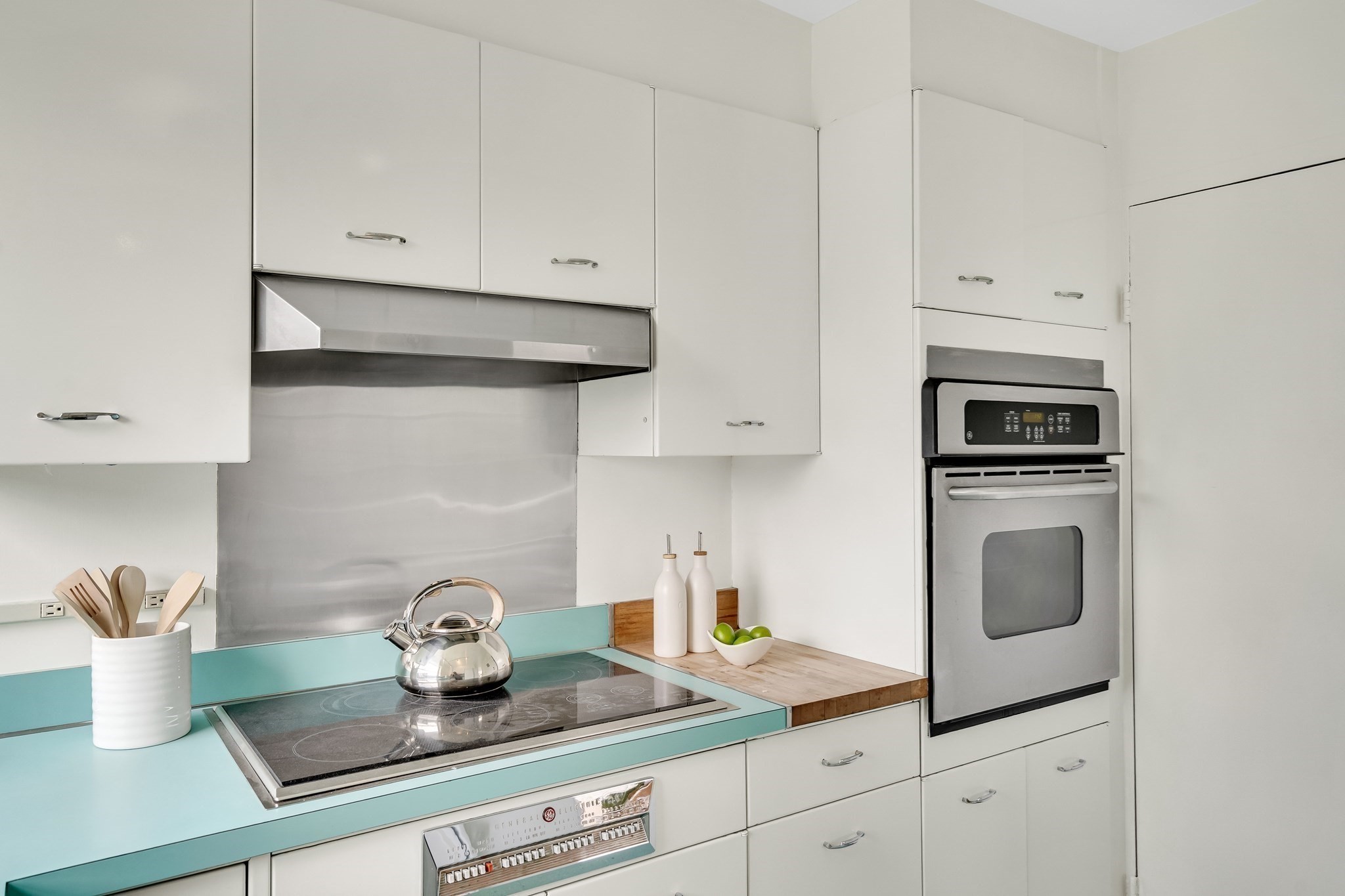 70 Park Street # 41 Property Photo 8