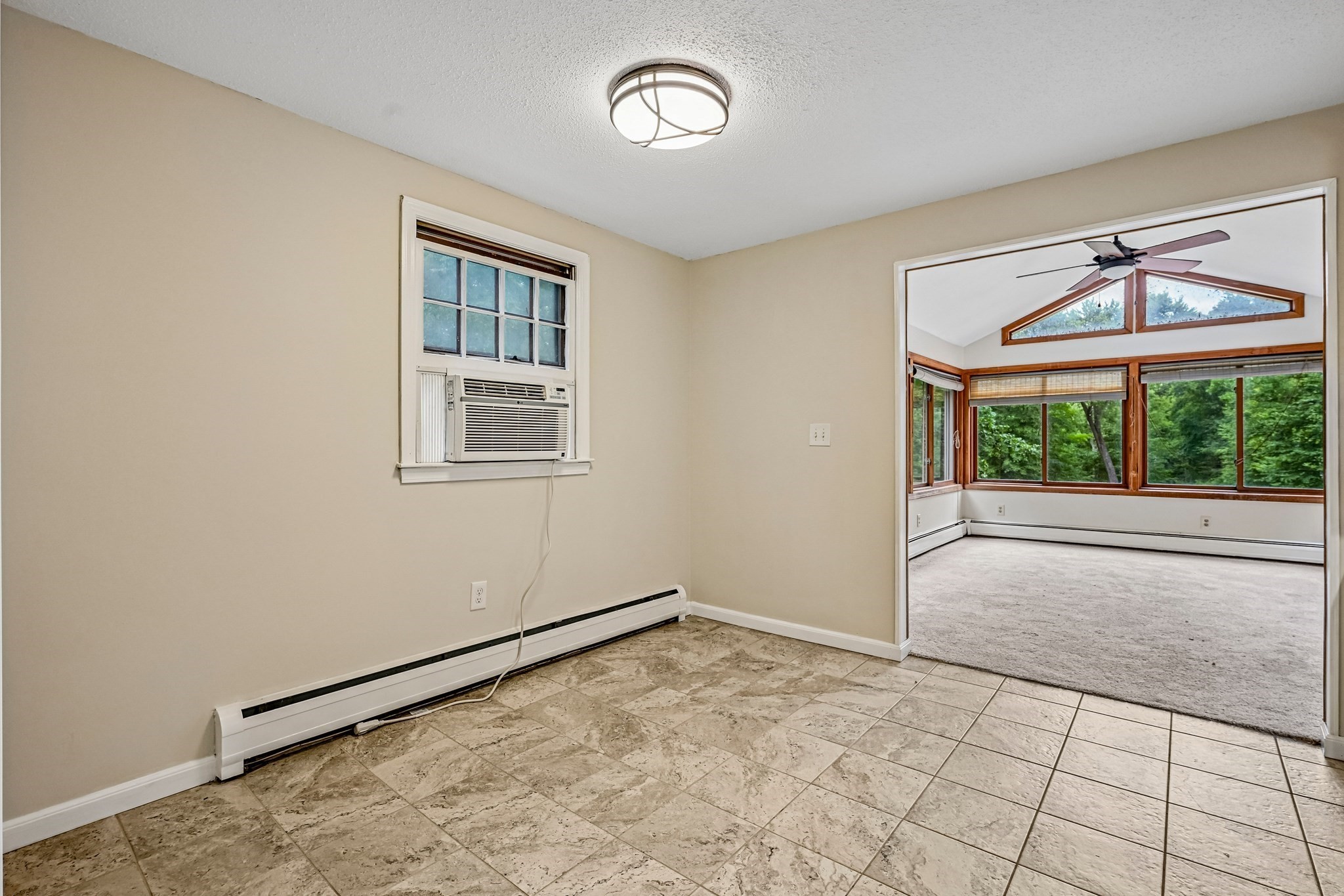 35 Davidson Ave Property Photo 27