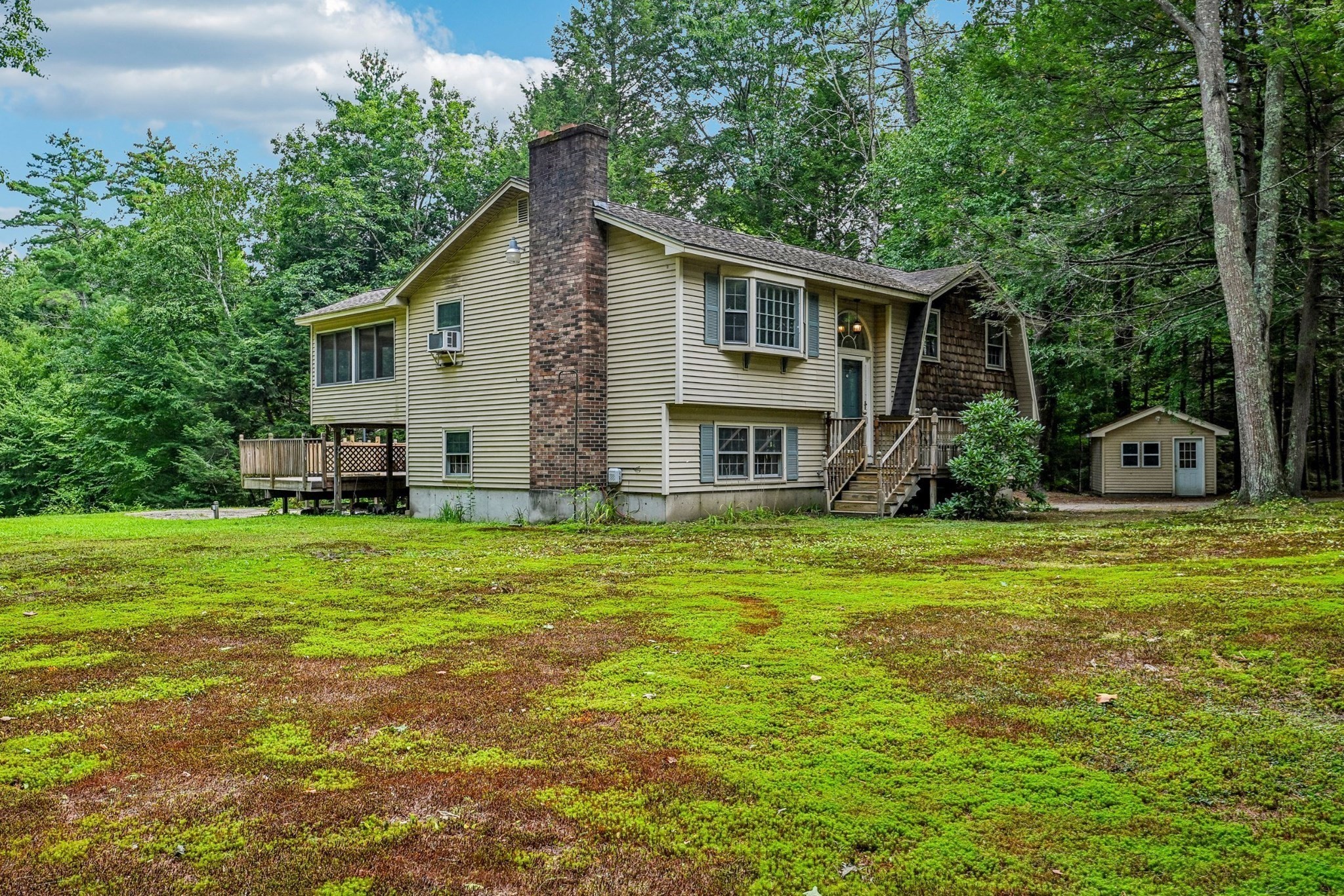 35 Davidson Ave Property Photo 35