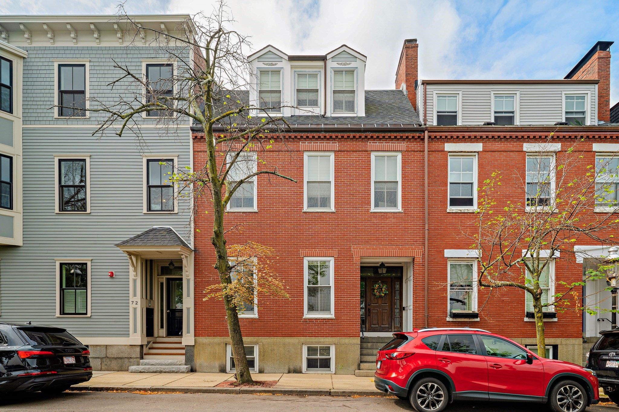 74 Washington St # 1 Property Photo 1