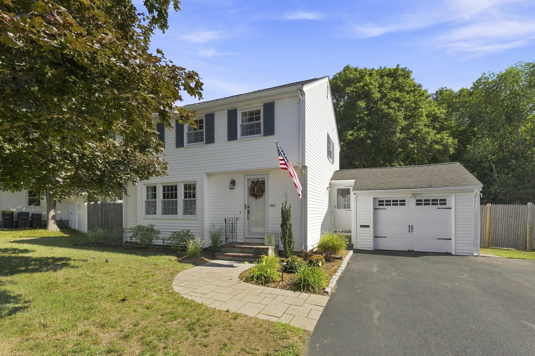 446 Pine St Property Photo 1