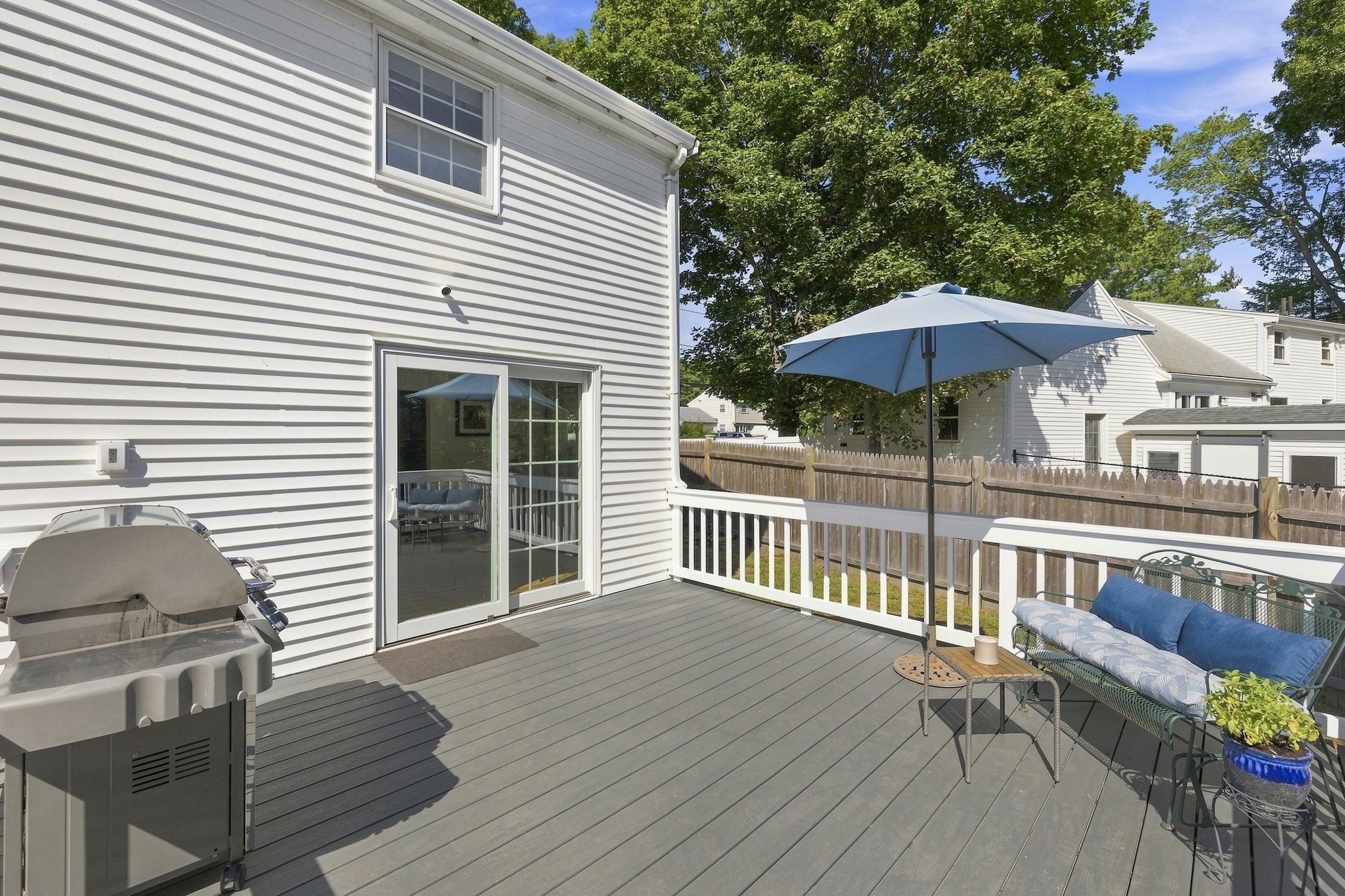 446 Pine St Property Photo 27