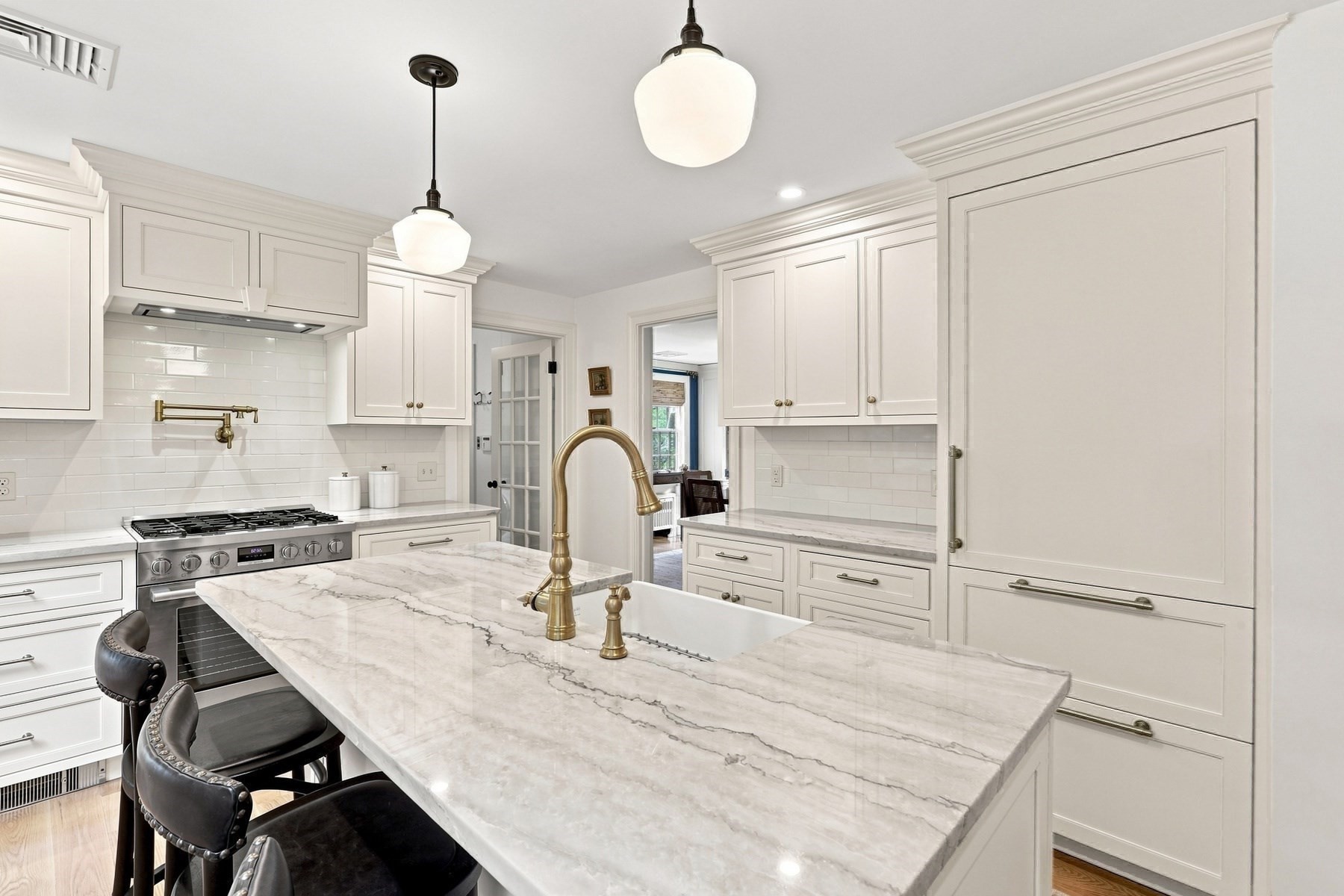 114 Chestnut Street Property Photo 6