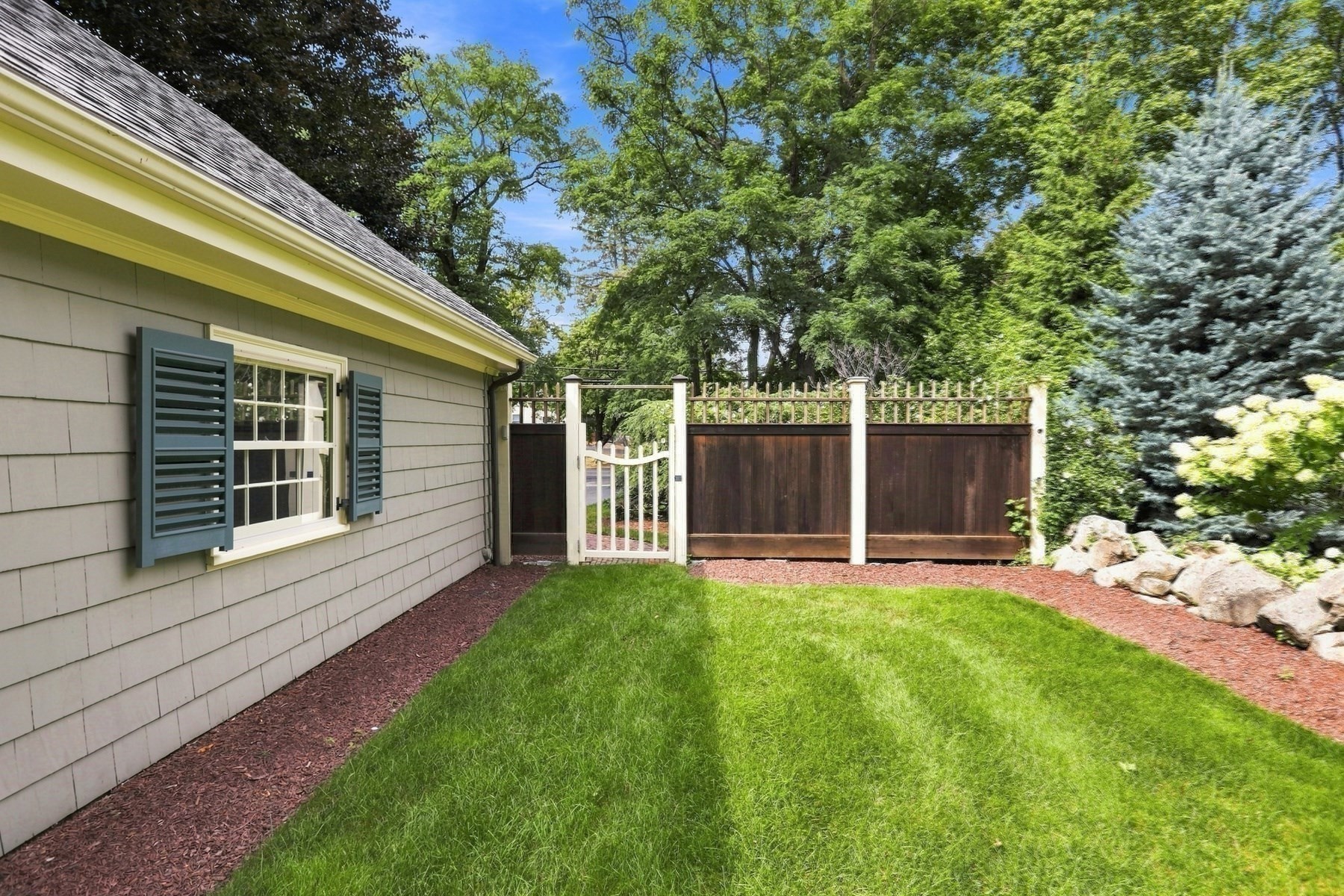 114 Chestnut Street Property Photo 29