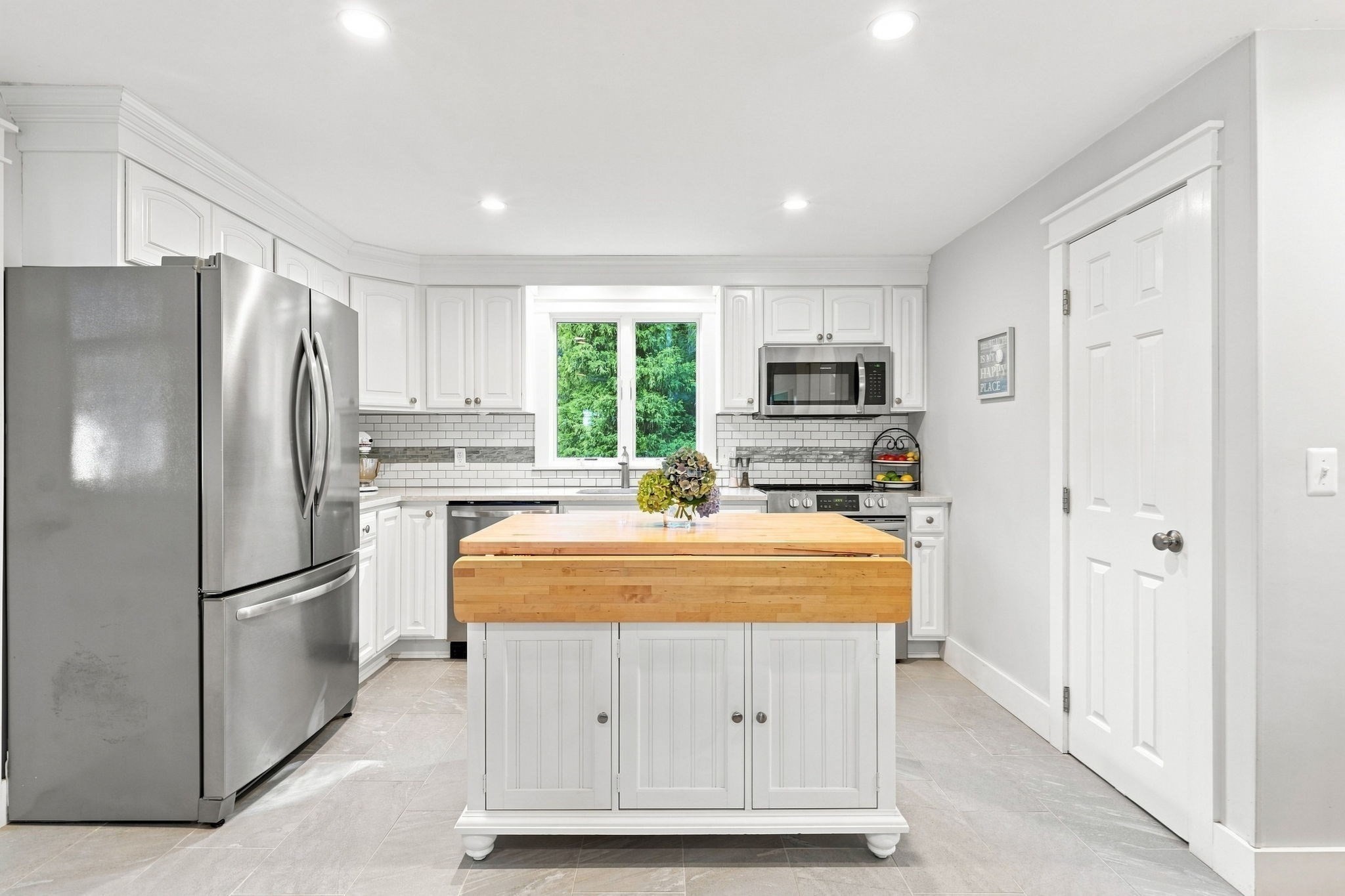 45 Sharps Drive Property Photo 4