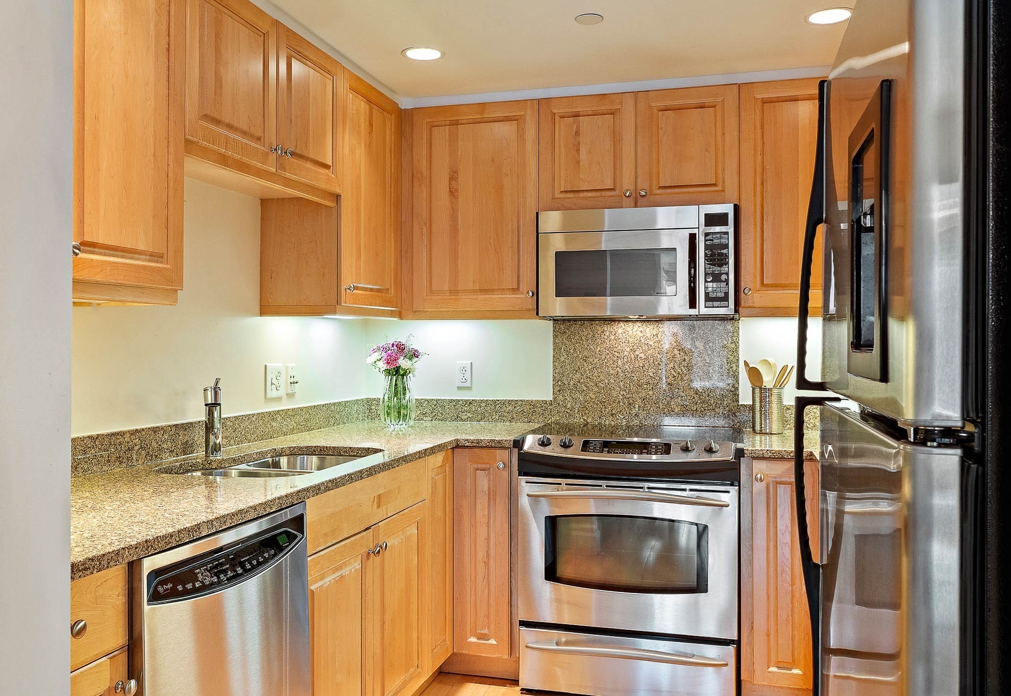 10 Bowdoin Street # 409 Property Photo 5