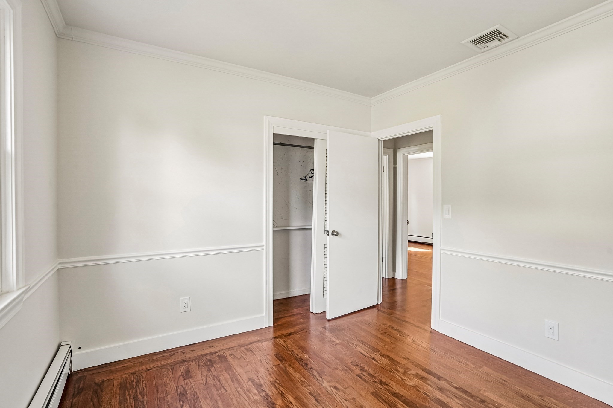 56 Cushing St Property Photo 15