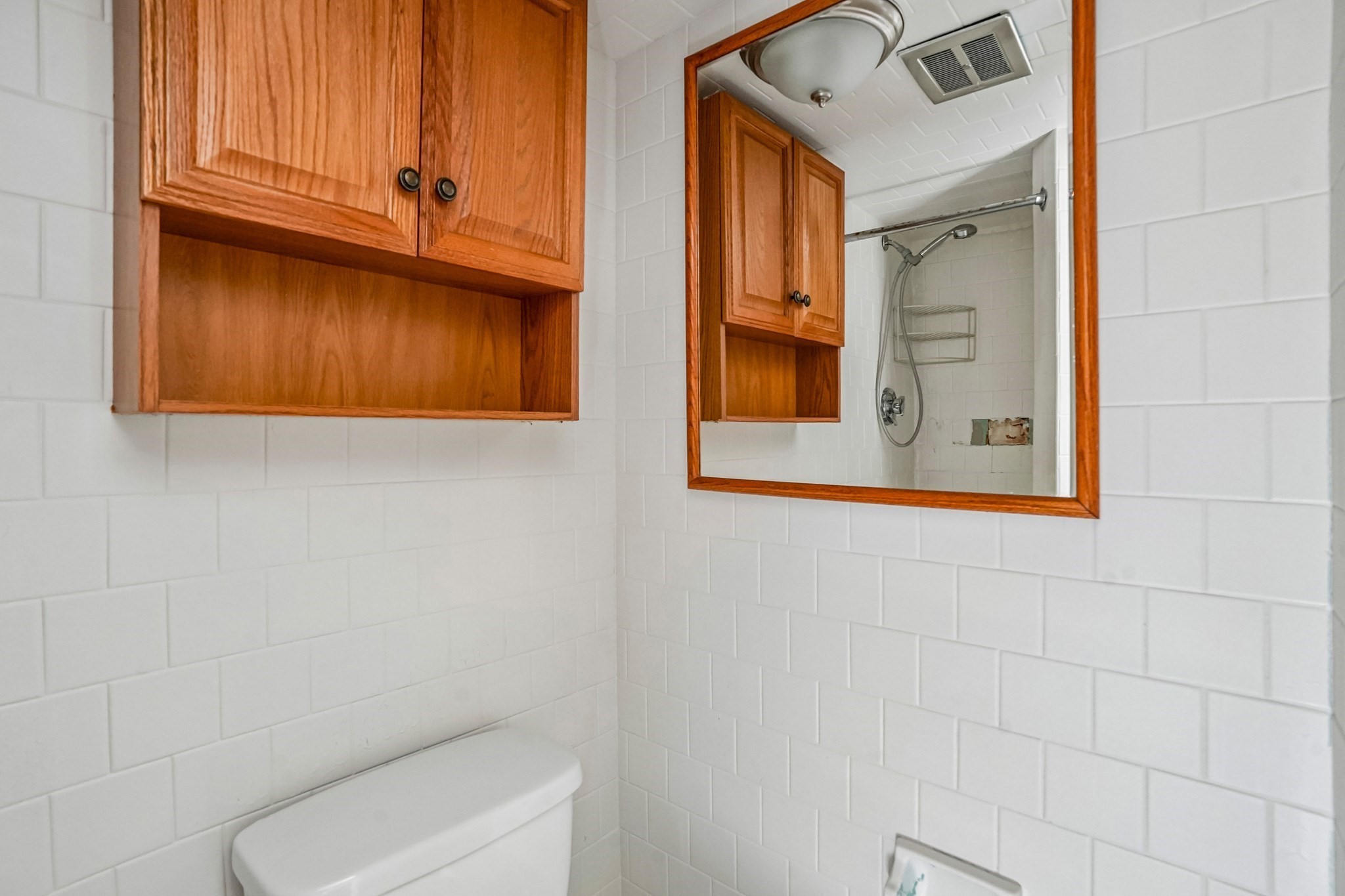 56 Cushing St Property Photo 25