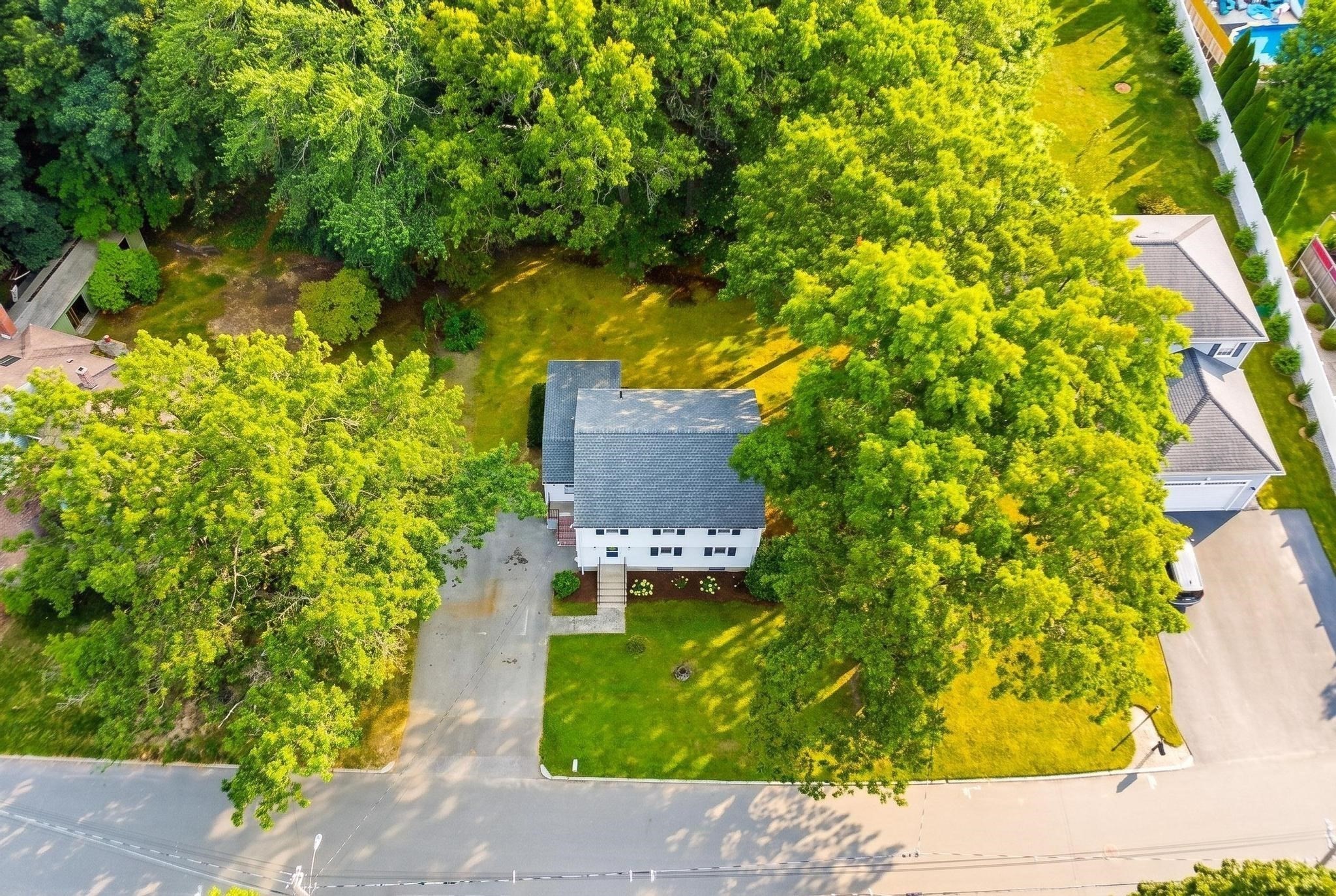 32 Dividence Rd Property Photo 5