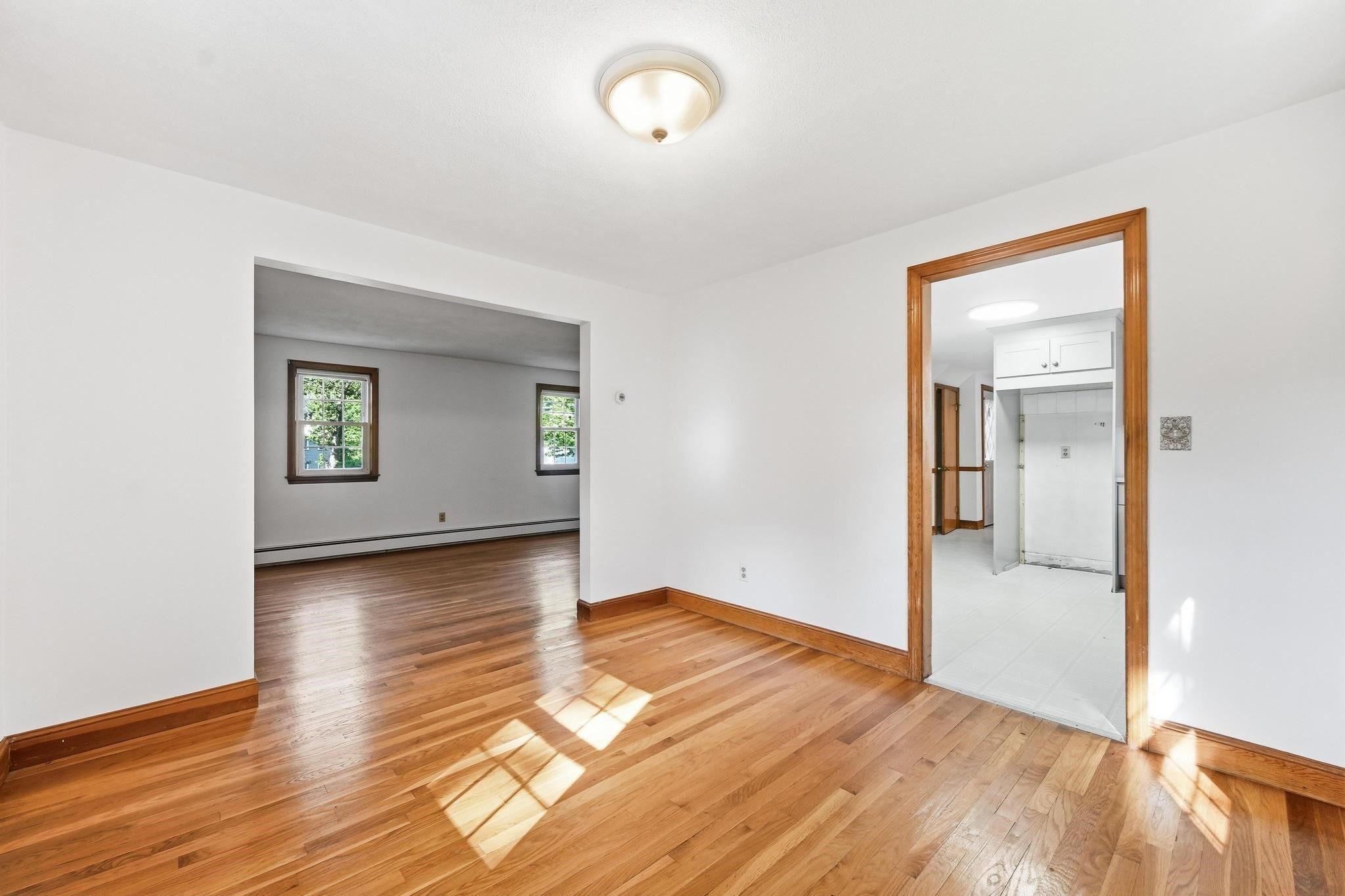 32 Dividence Rd Property Photo 11