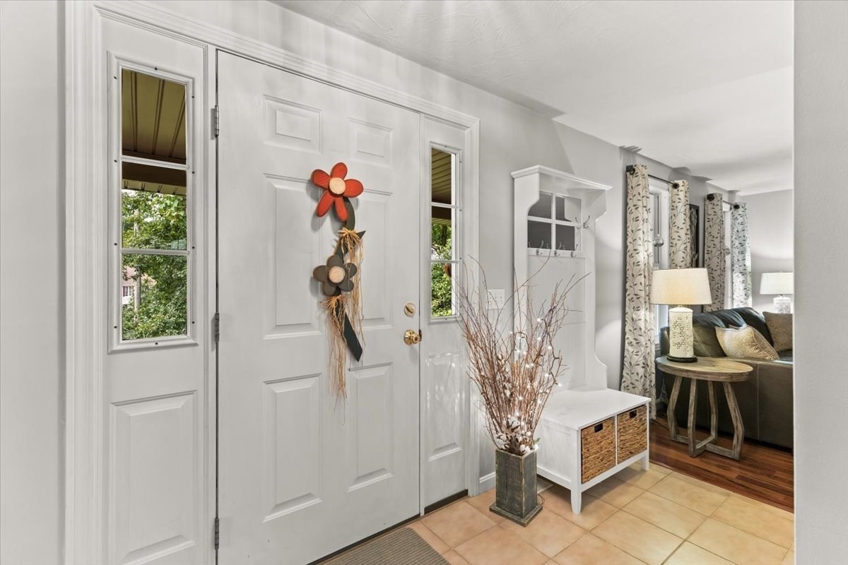 194 Woodlawn Street Property Photo 8
