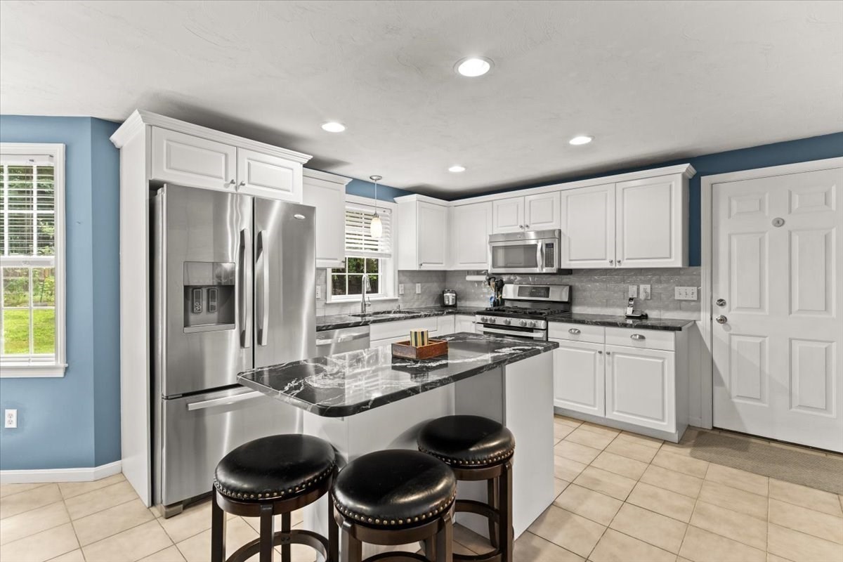 194 Woodlawn Street Property Photo 11