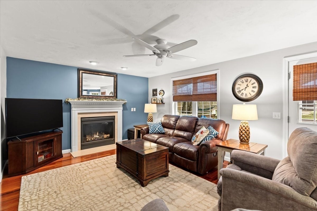 194 Woodlawn Street Property Photo 17
