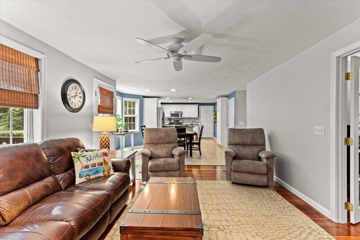 194 Woodlawn Street Property Photo 18