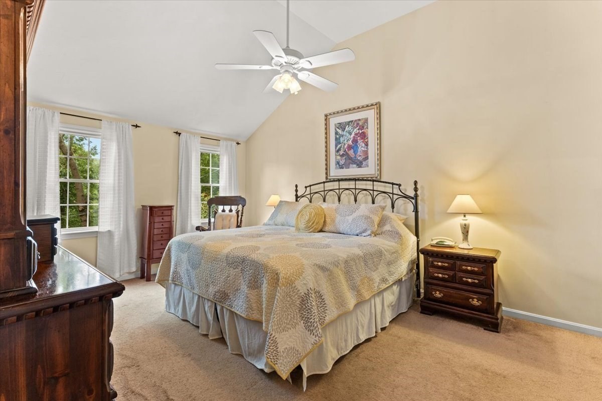 194 Woodlawn Street Property Photo 25