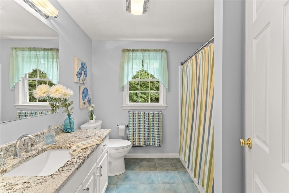 194 Woodlawn Street Property Photo 33