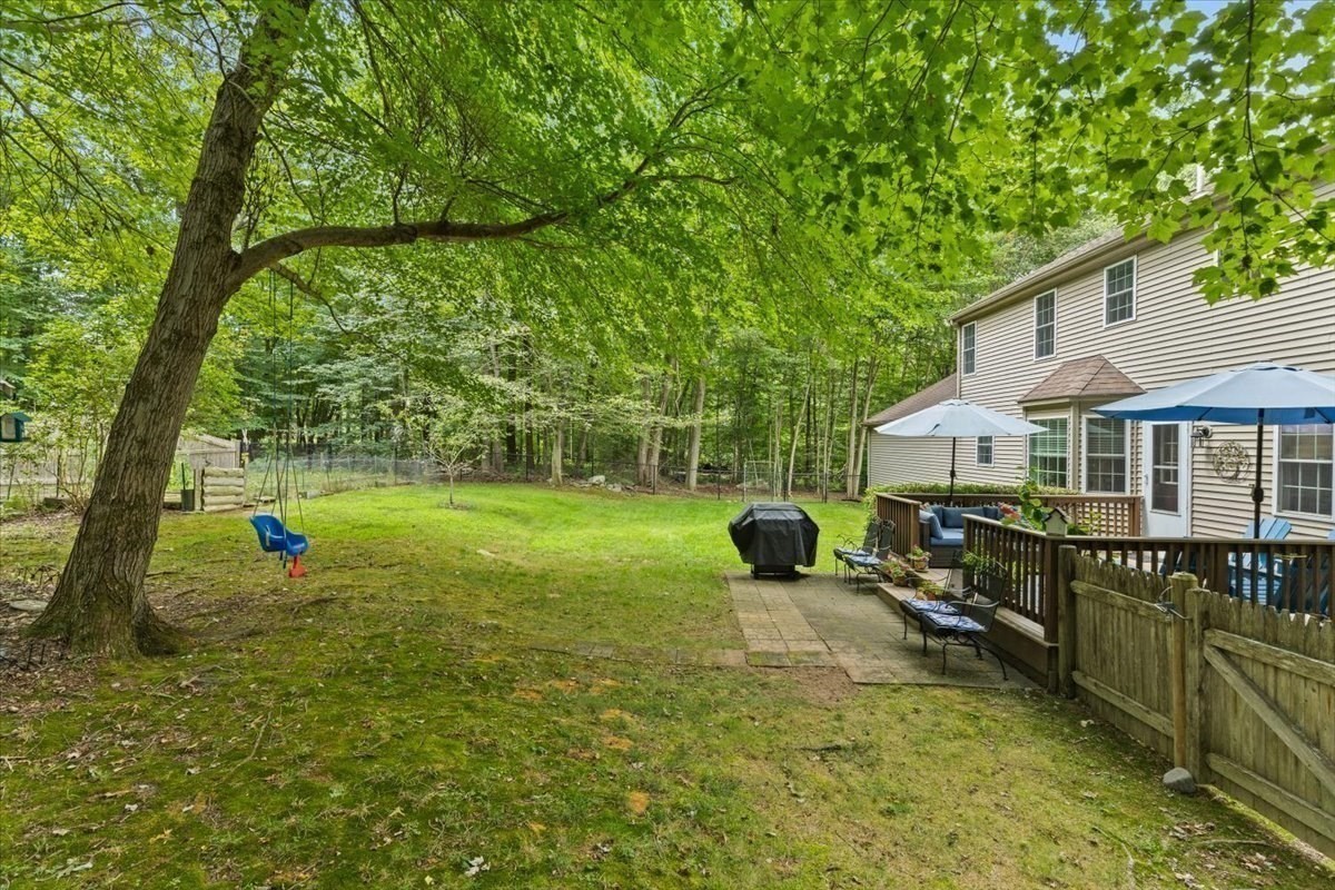 194 Woodlawn Street Property Photo 40