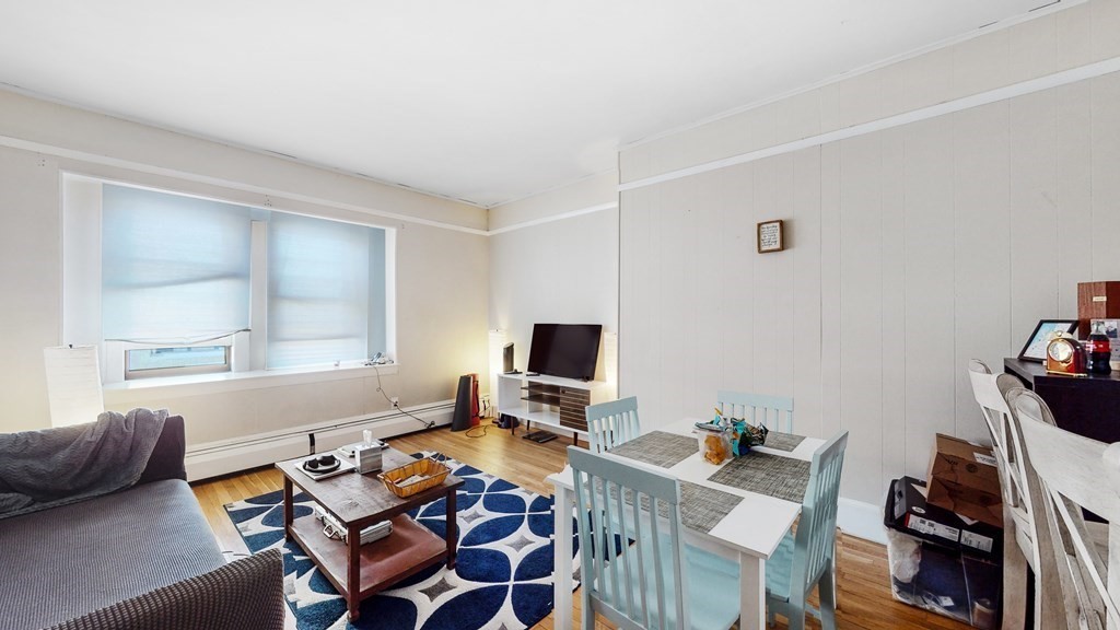 289 Beacon # 9 Property Photo 1