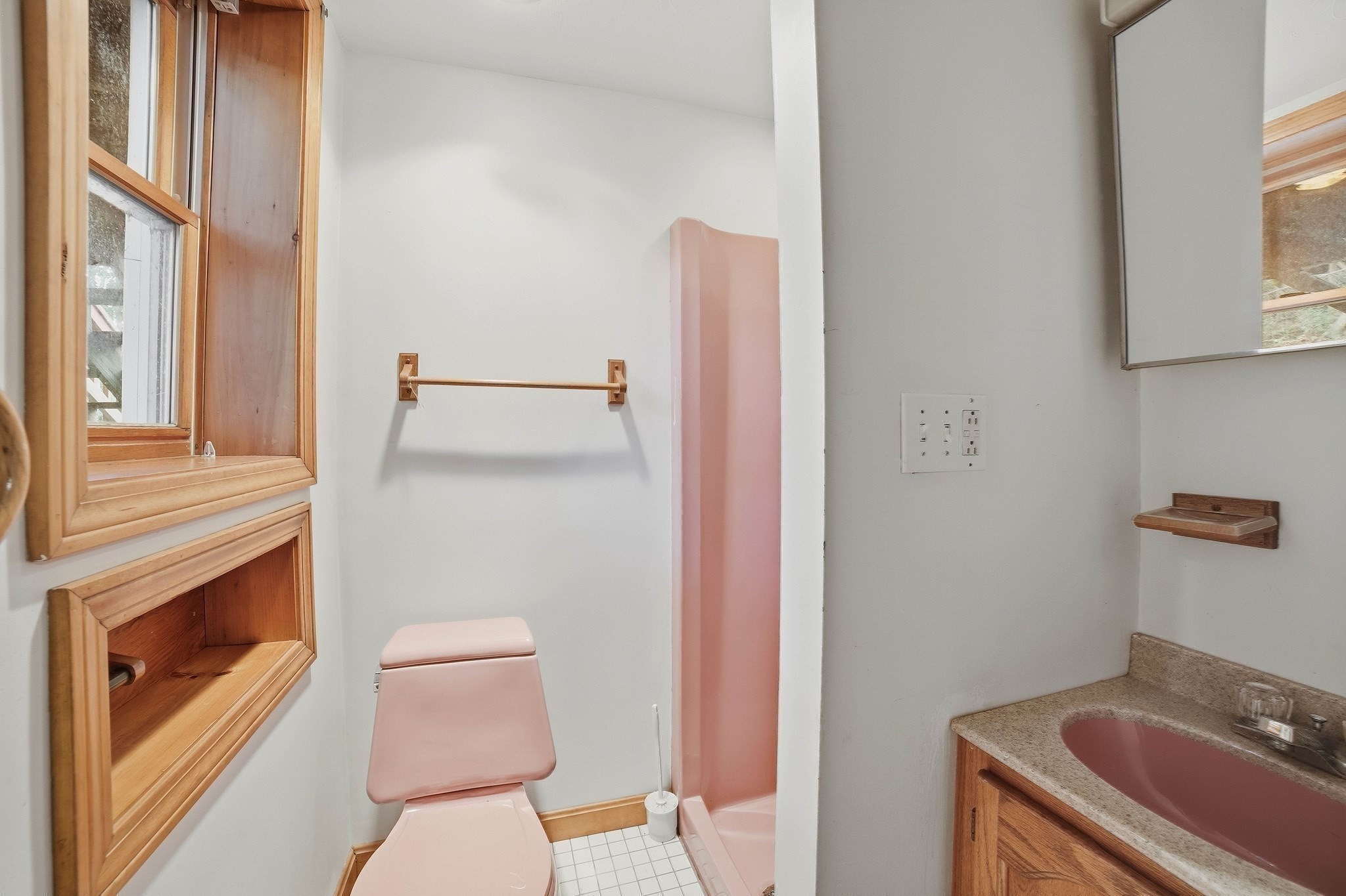 102 Sycamore Street Property Photo 12