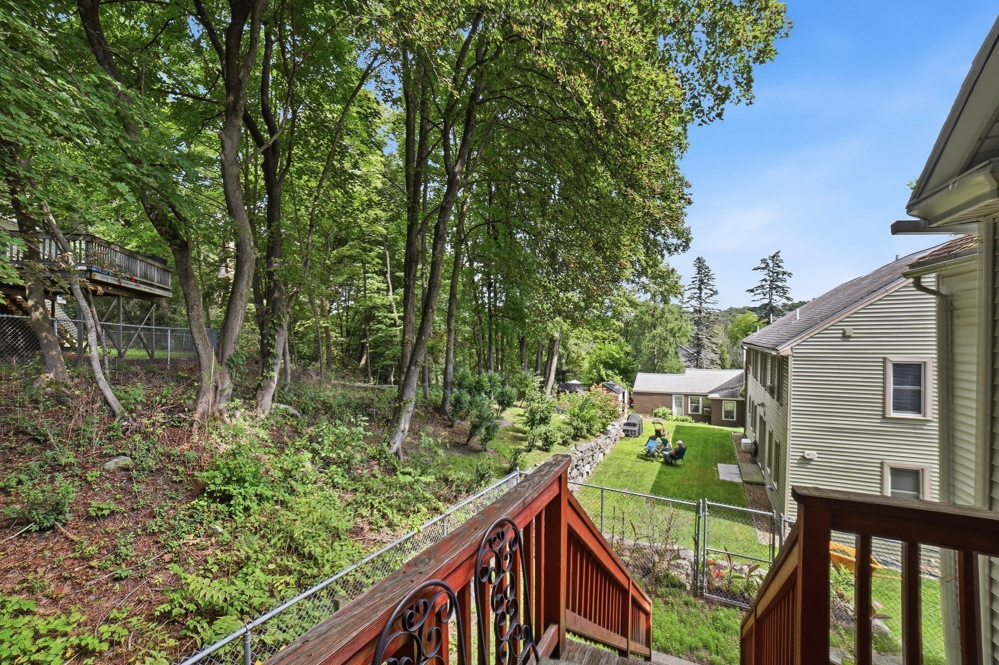 102 Sycamore Street Property Photo 30