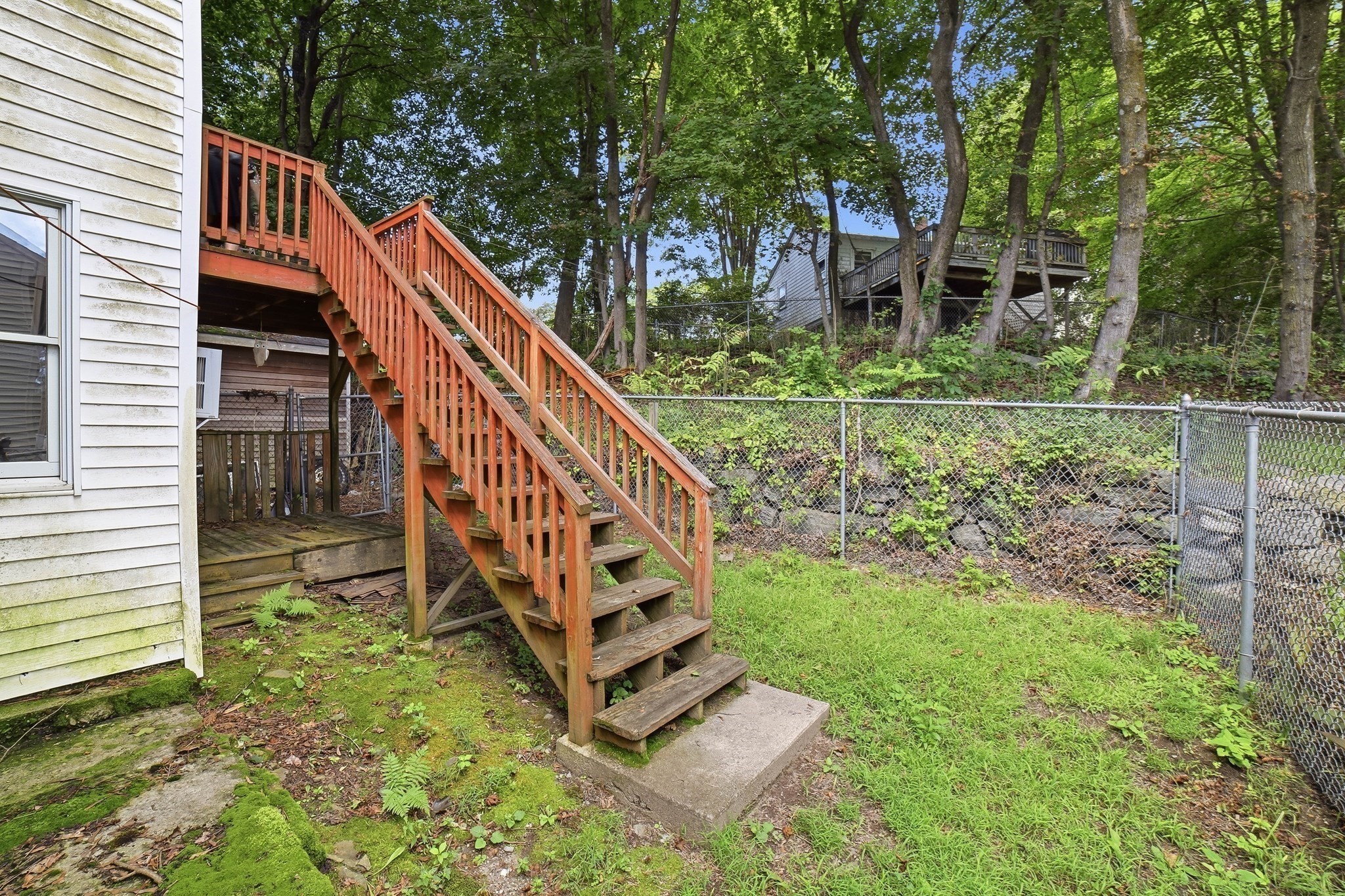 102 Sycamore Street Property Photo 31