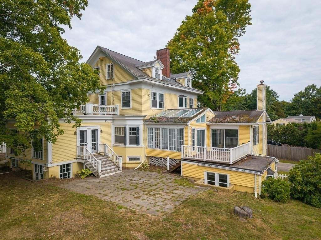 115 School Property Photo 6