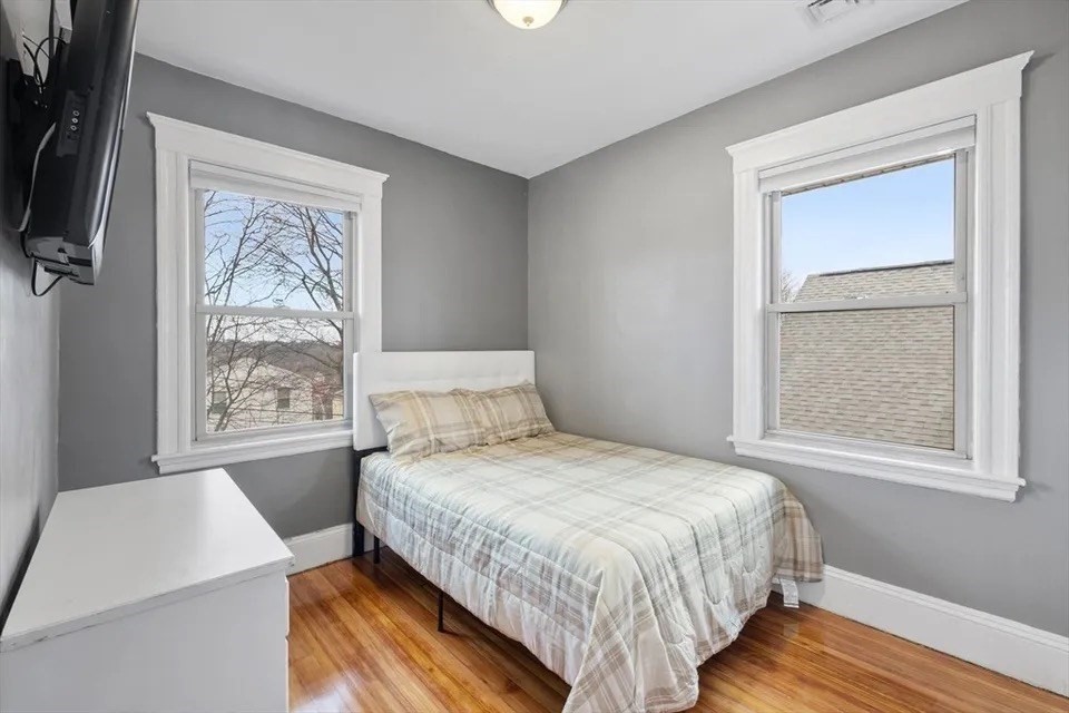130 Wellington Hill St # 2 Property Photo 11