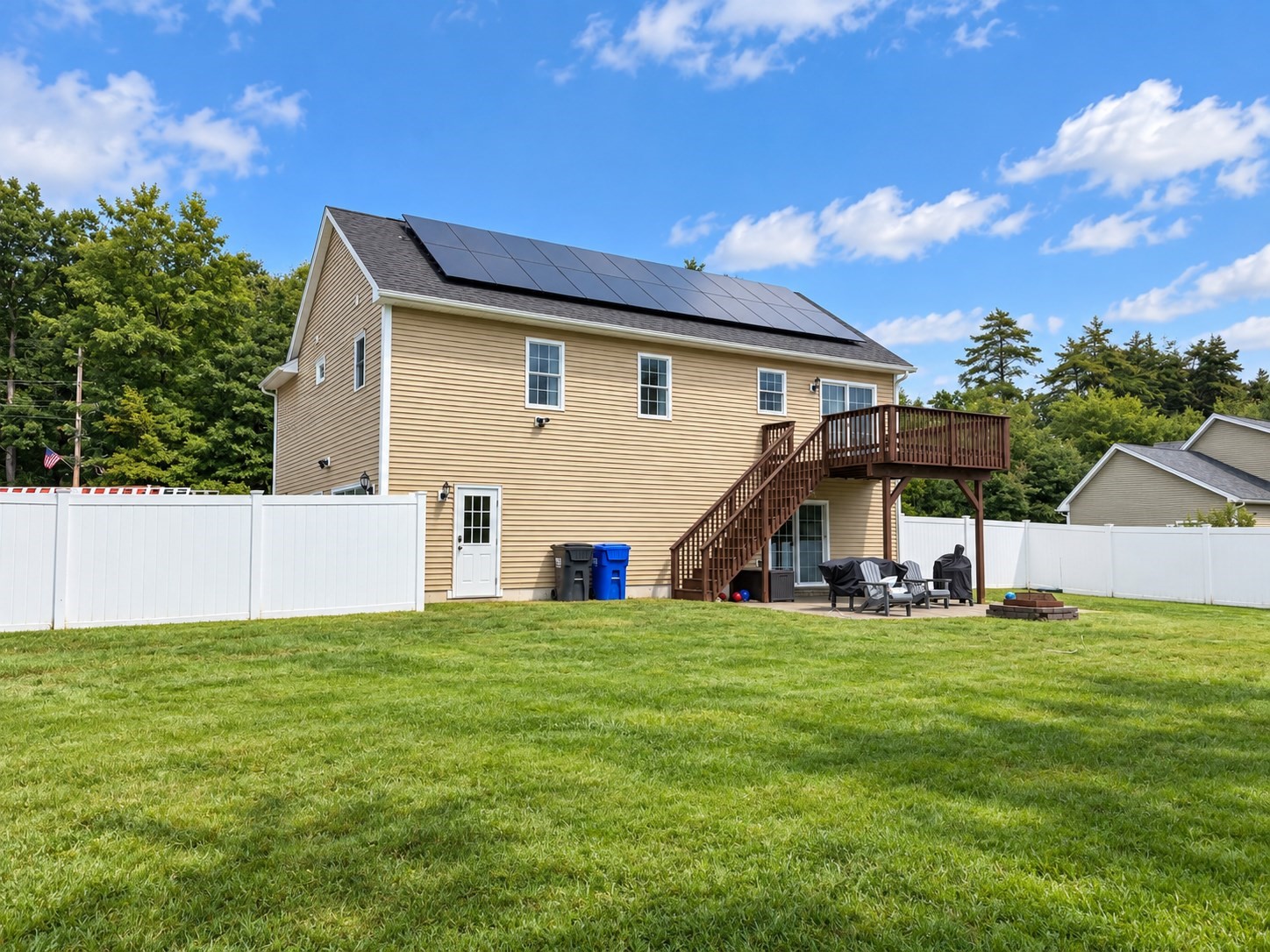 152 Sargent St Property Photo 39