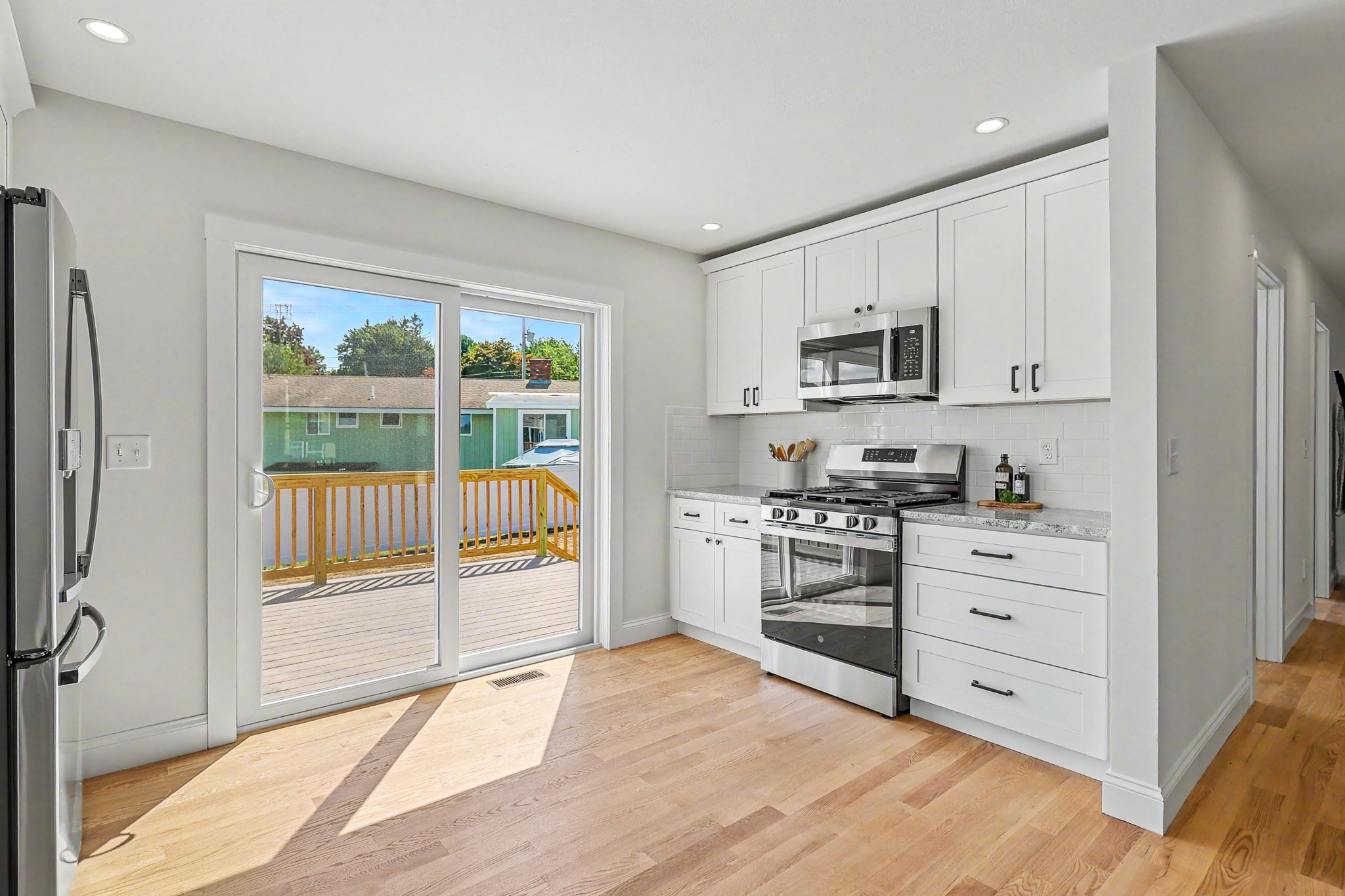 15 Bennington Property Photo 7