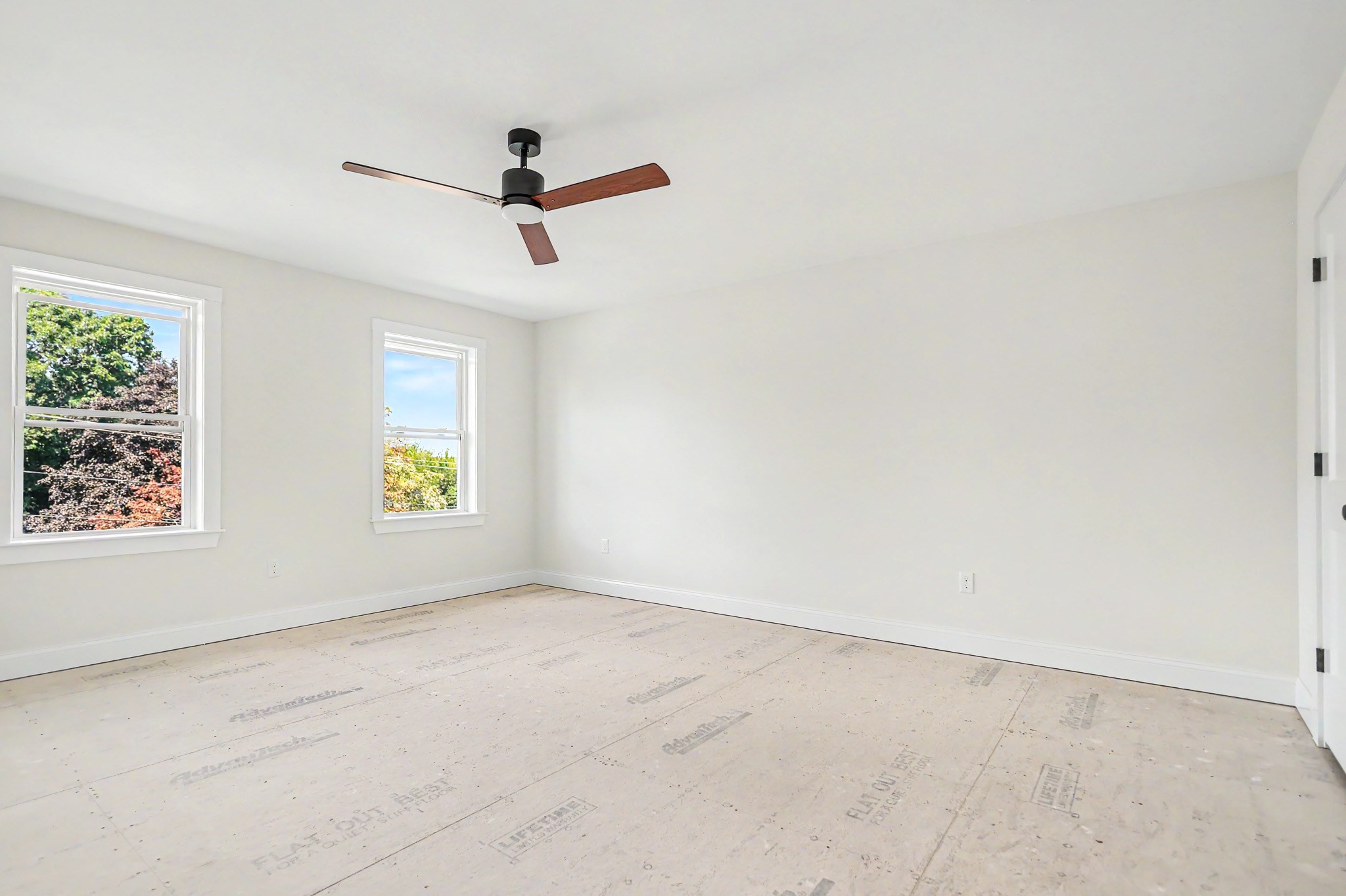 15 Bennington Property Photo 21