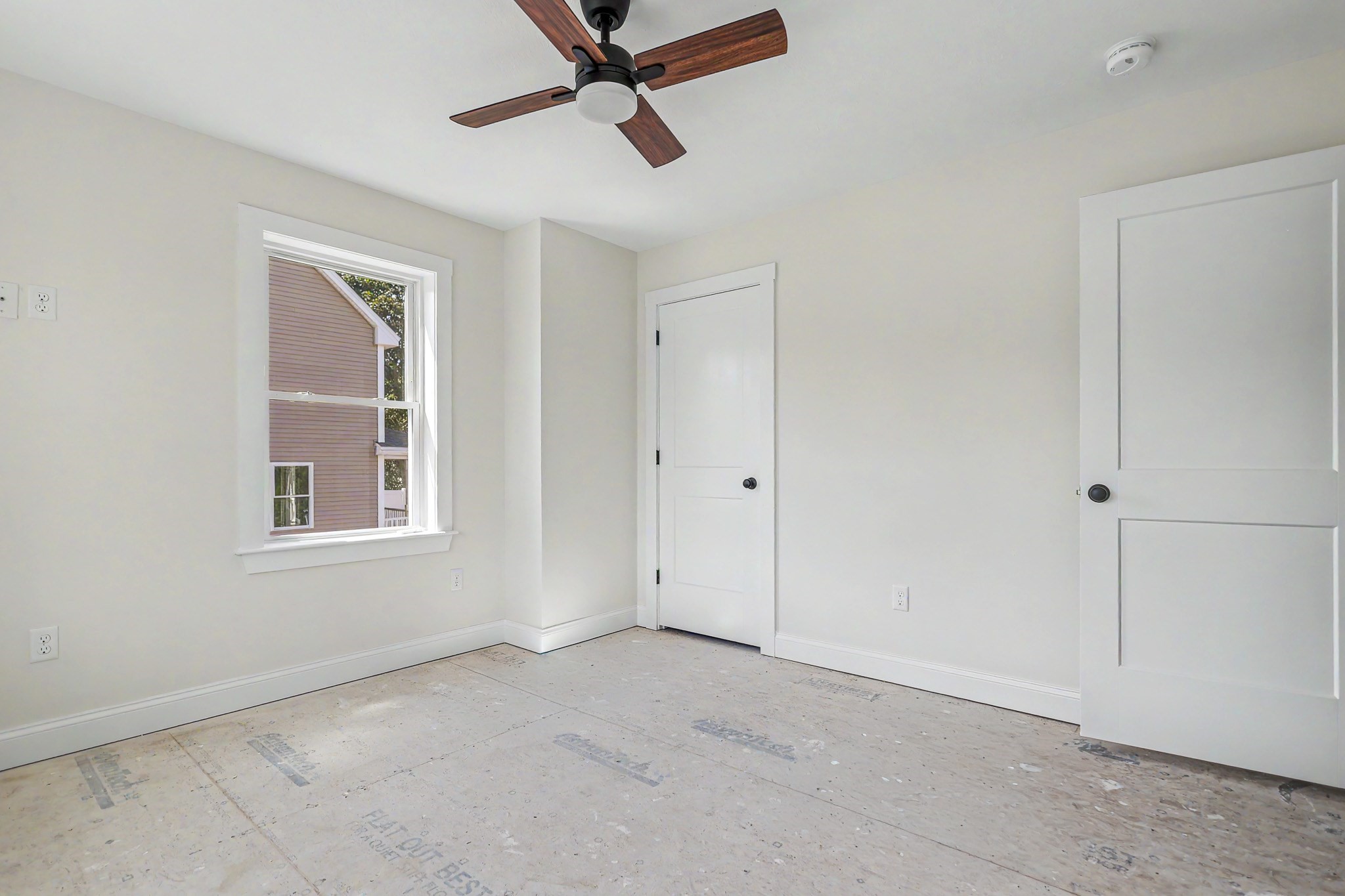 15 Bennington Property Photo 27