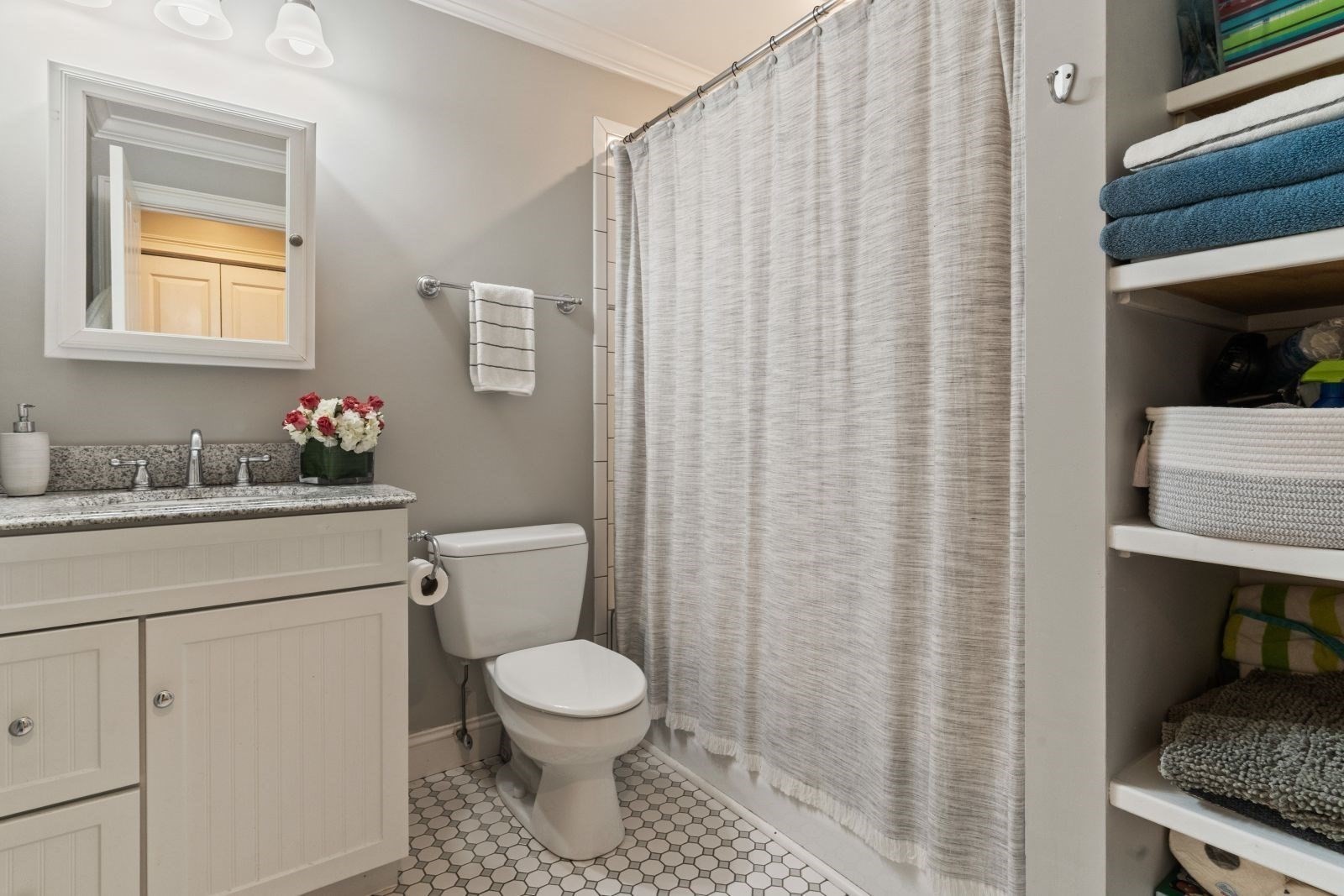 33 Winthrop Street # 1 Property Photo 11
