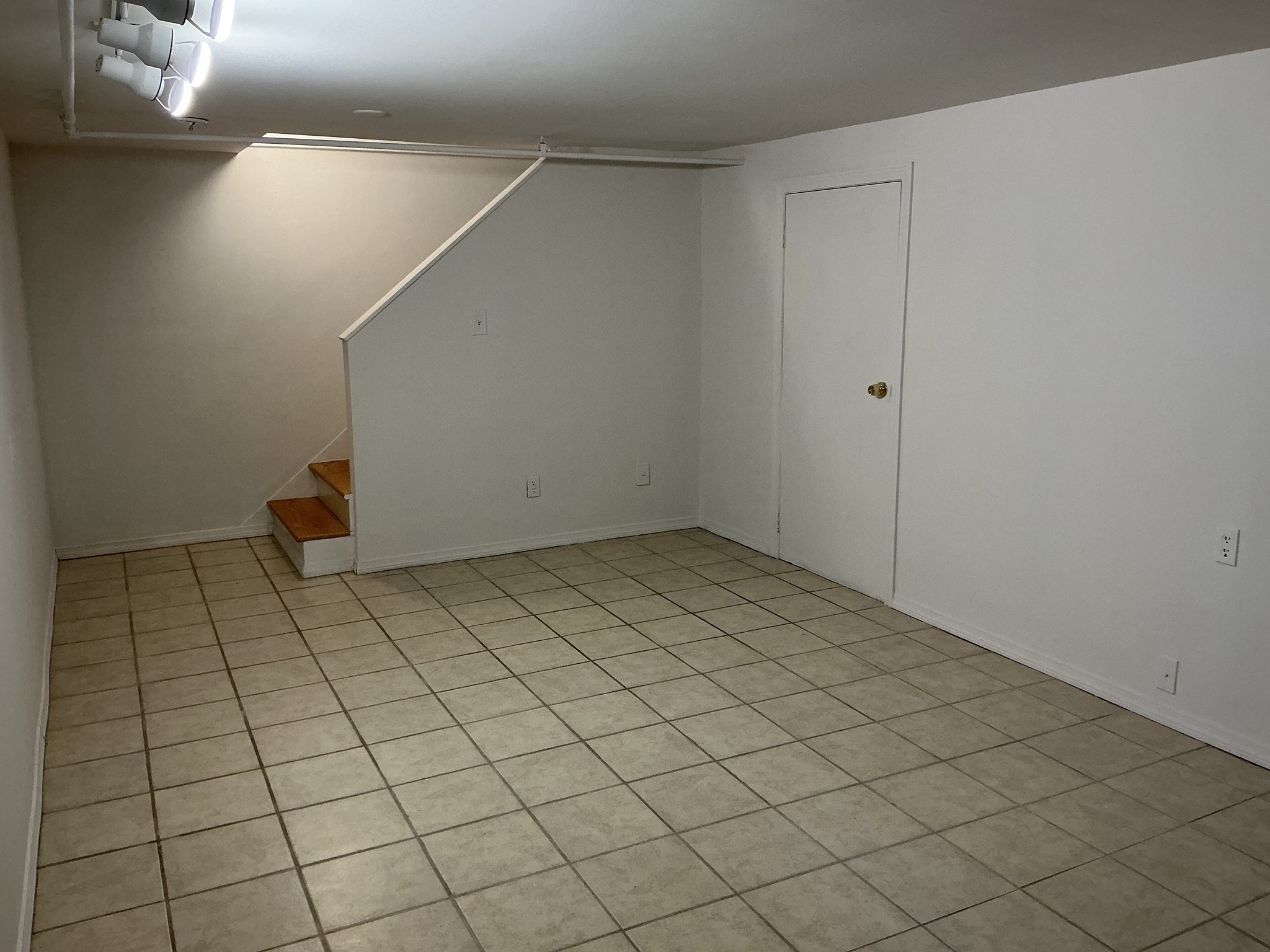 7 Wilson Dr # 7 Property Photo 17