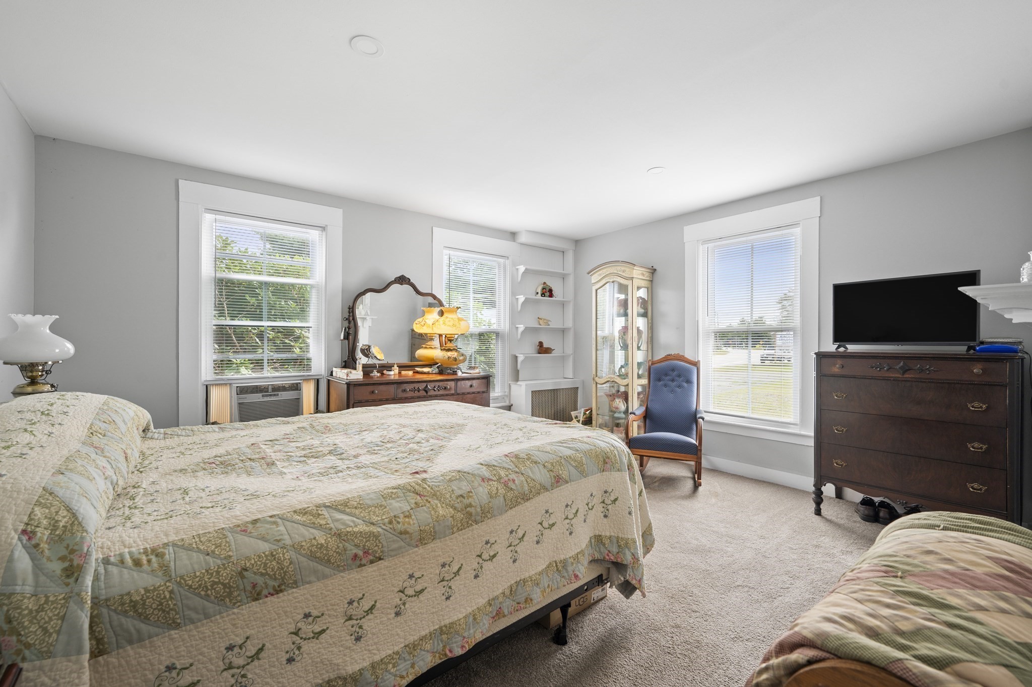 14 Church Street Property Photo 20