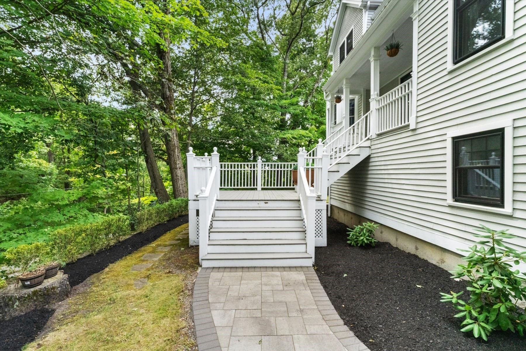 106 Danforth Street Property Photo 6