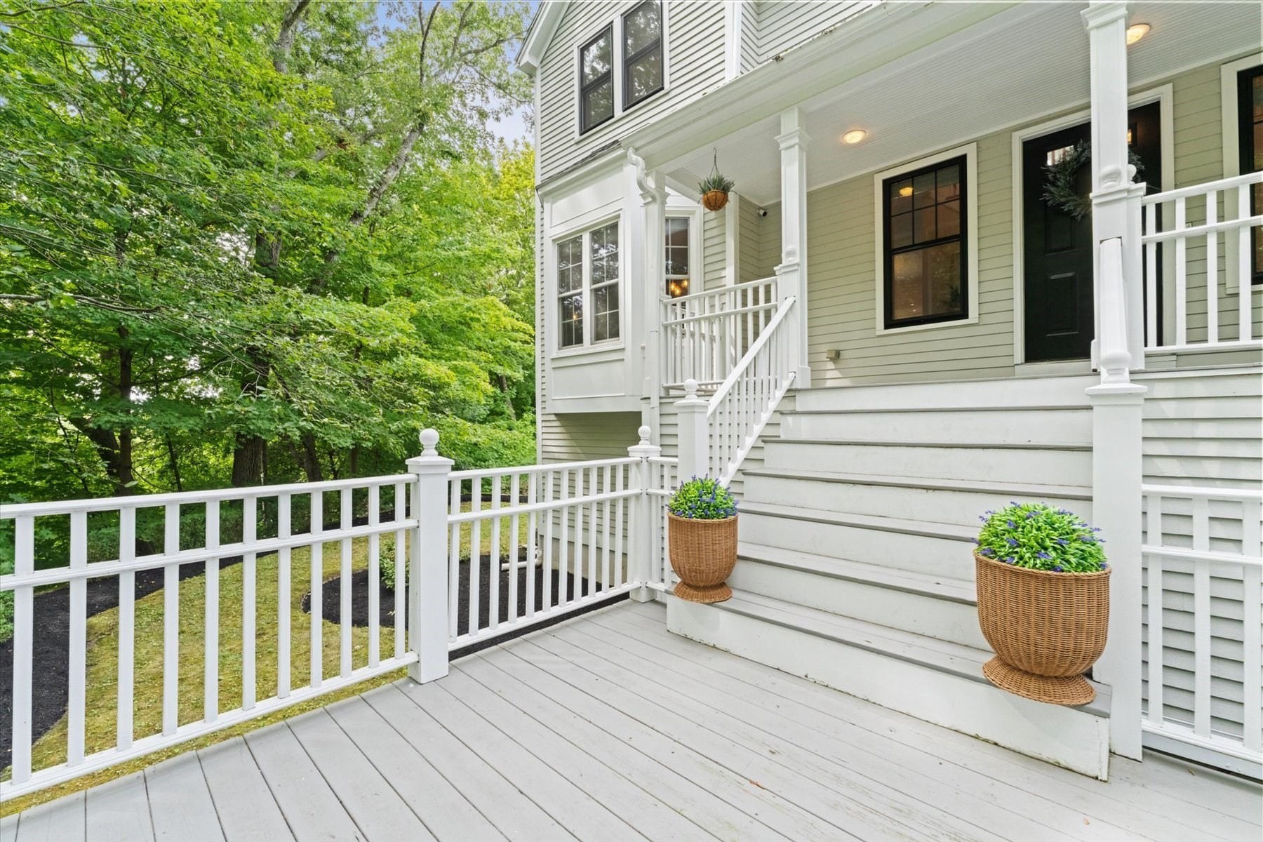 106 Danforth Street Property Photo 8