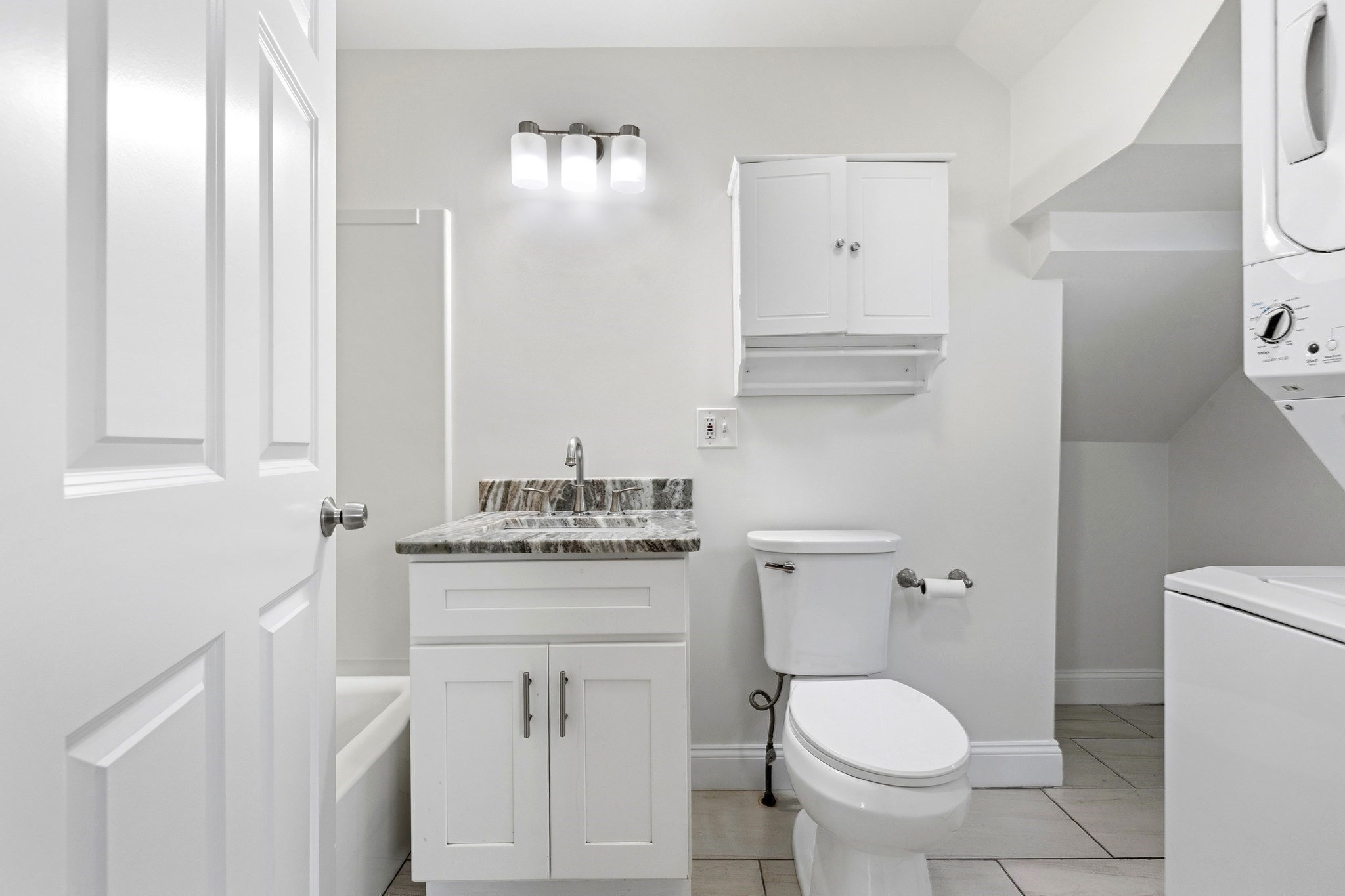 23 Thorndike St Property Photo 11
