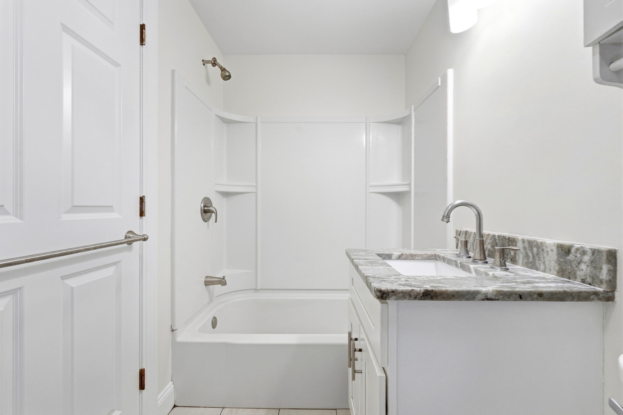 23 Thorndike St Property Photo 12