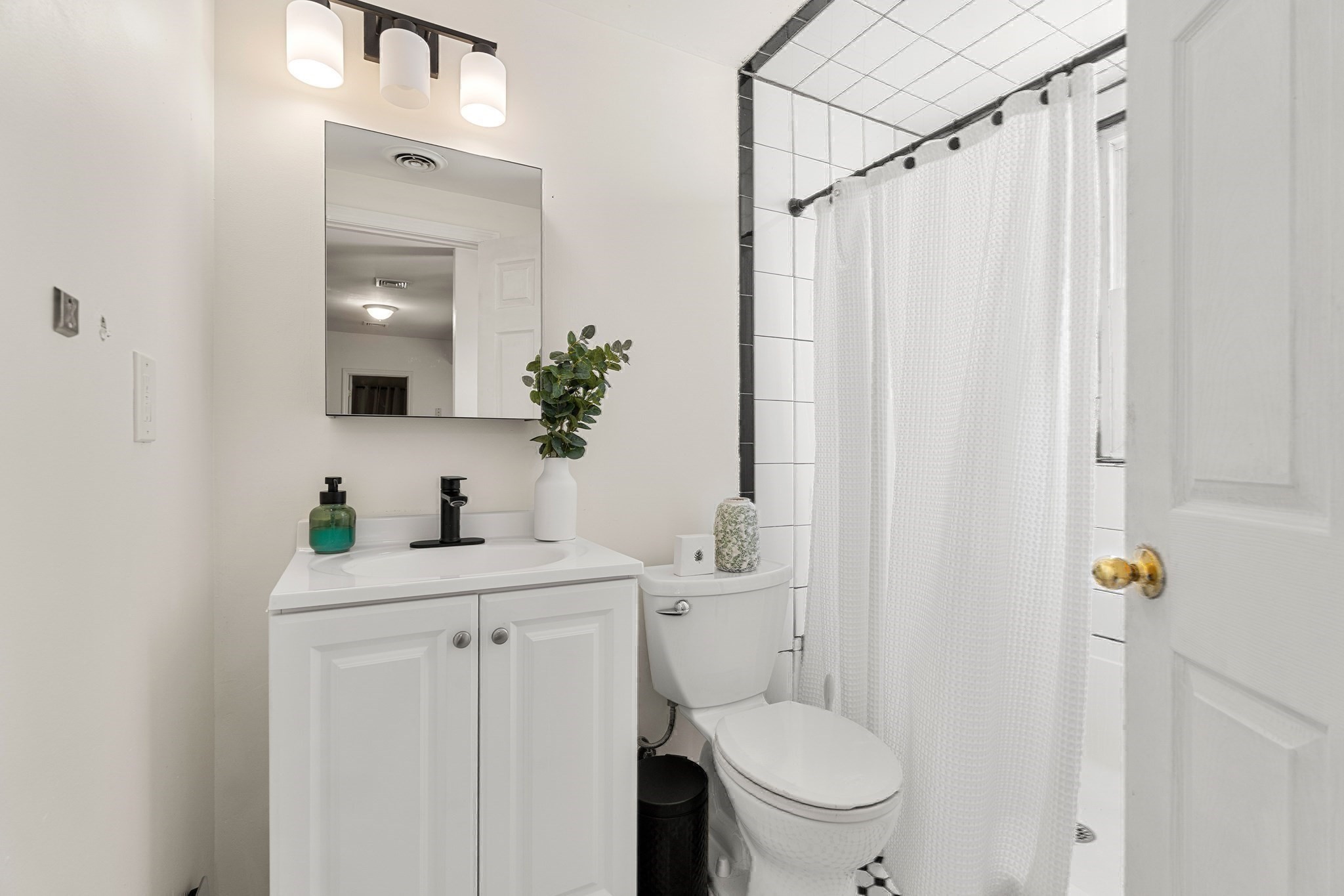 23 Thorndike St Property Photo 20
