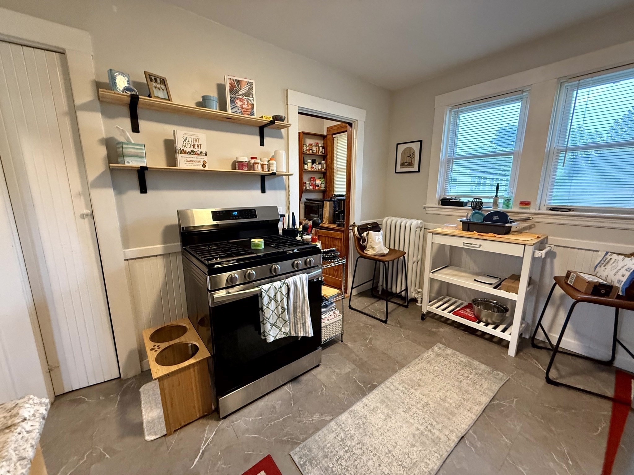 666 Belmont St # 2 Property Photo 11