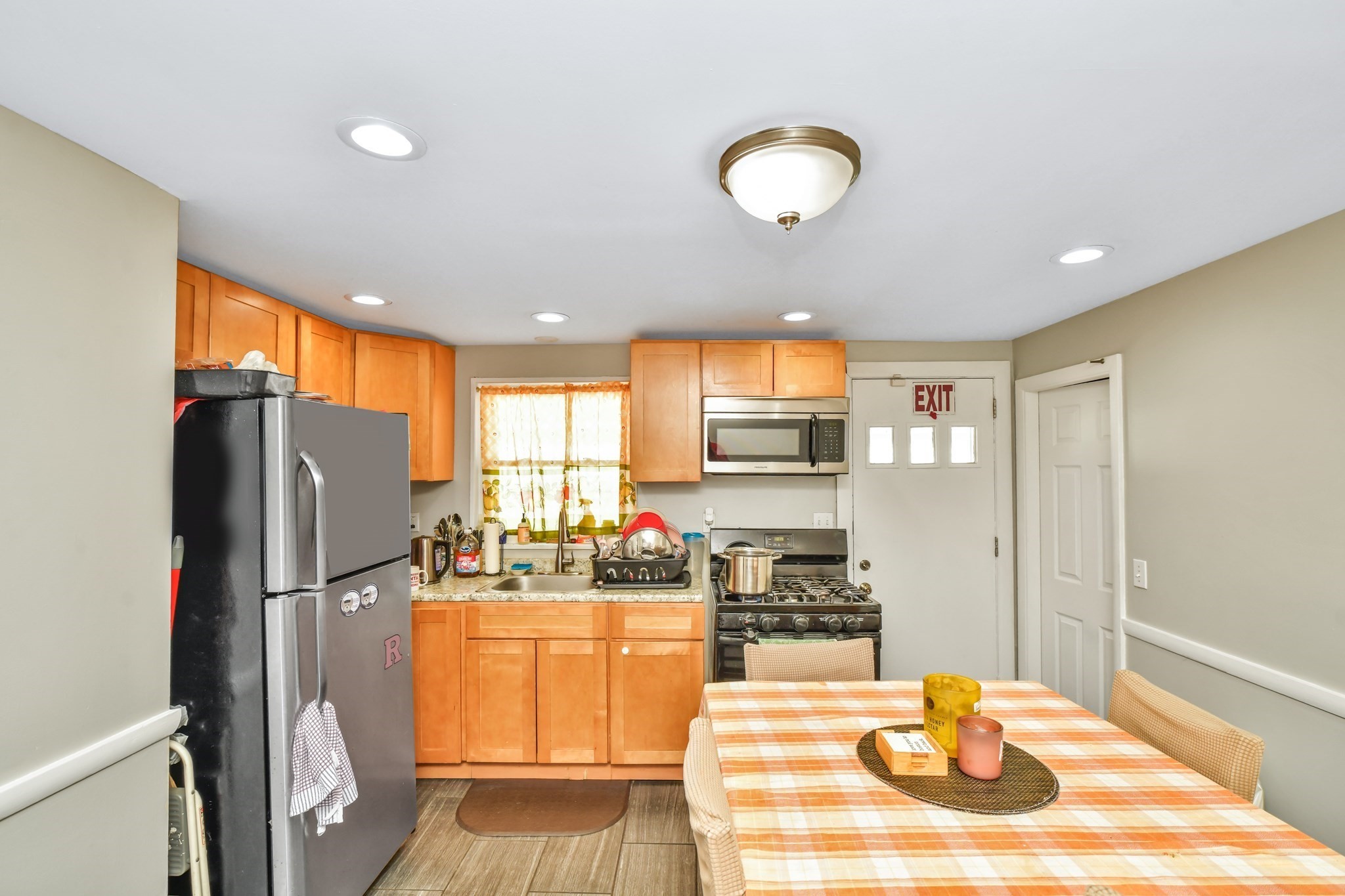 23 Caton St Property Photo 6