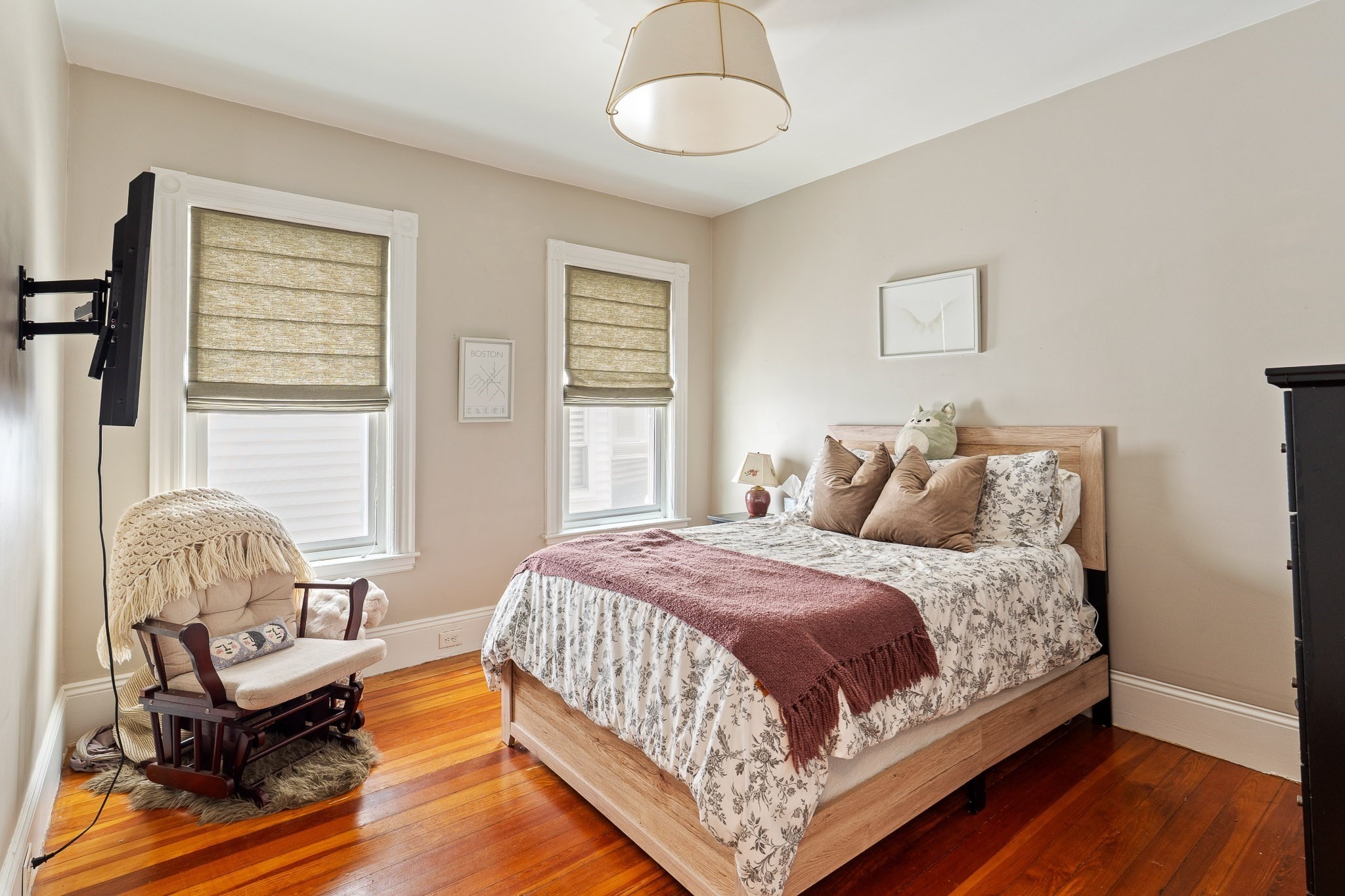 39 Mellen St # A Property Photo 6