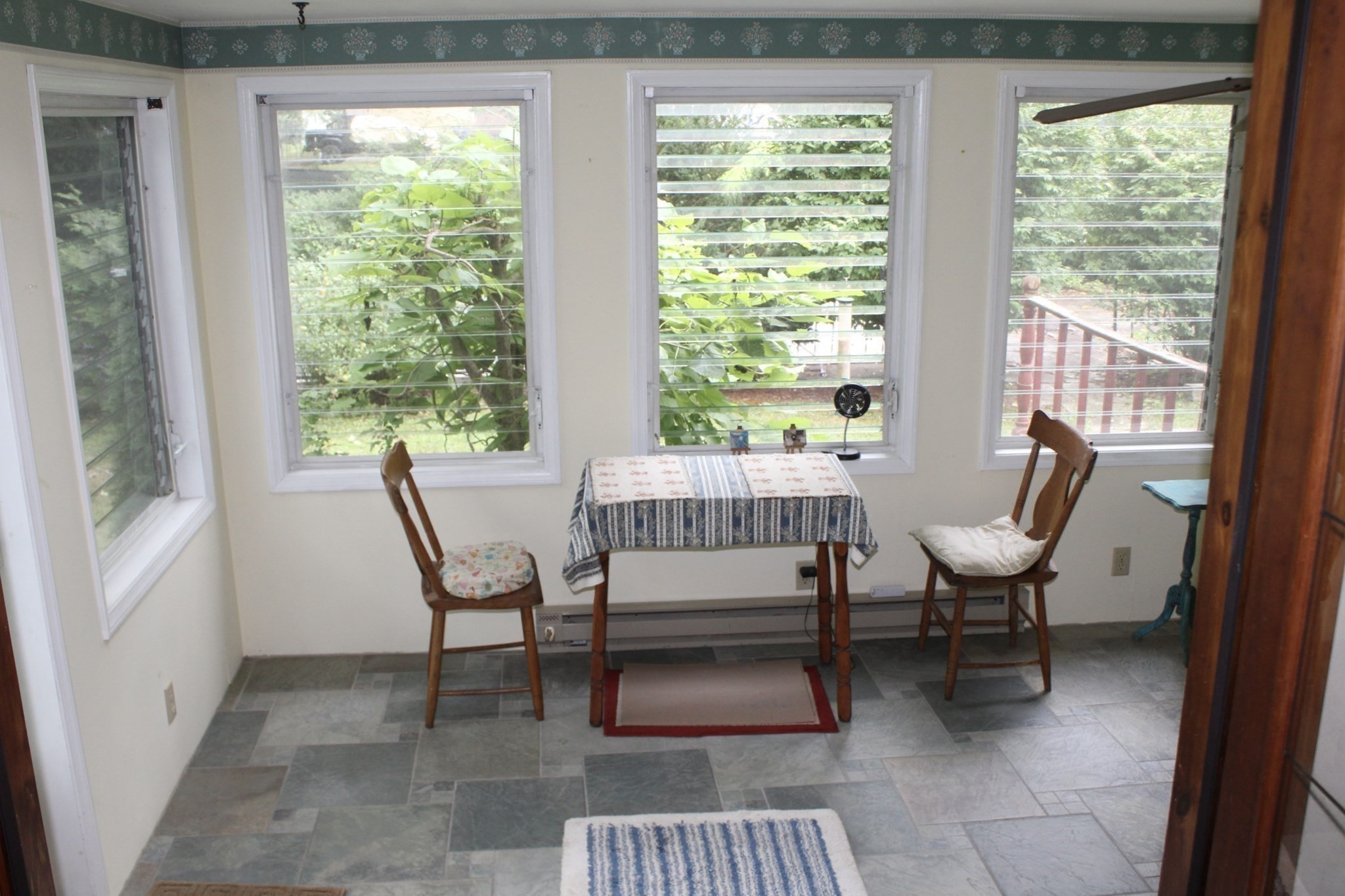 14 Place Ter Property Photo 8