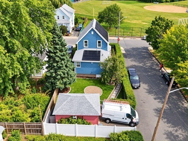 81 Tapley Ave Property Photo 12