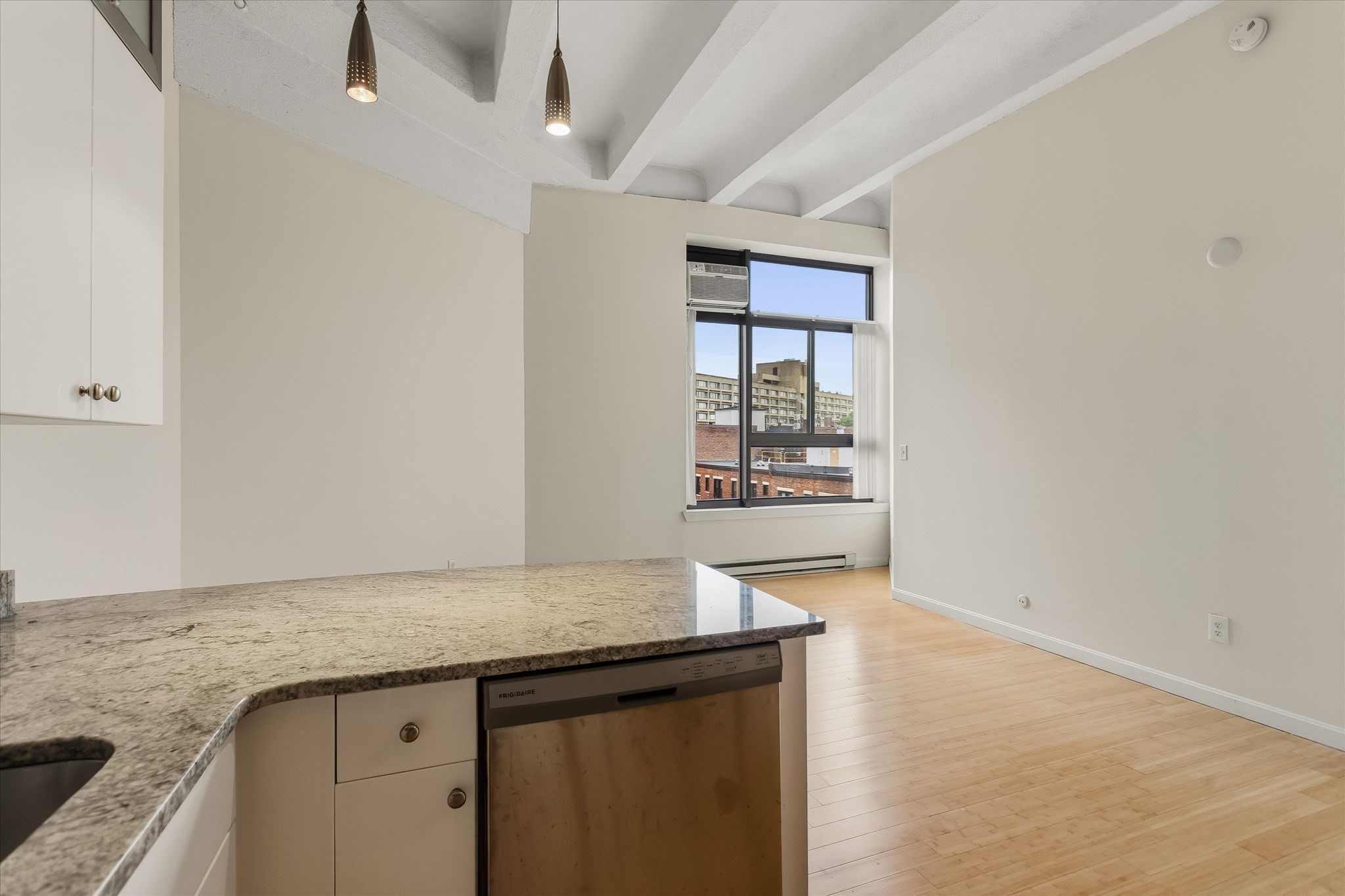 12 Stoneholm Street # 524 Property Photo 5